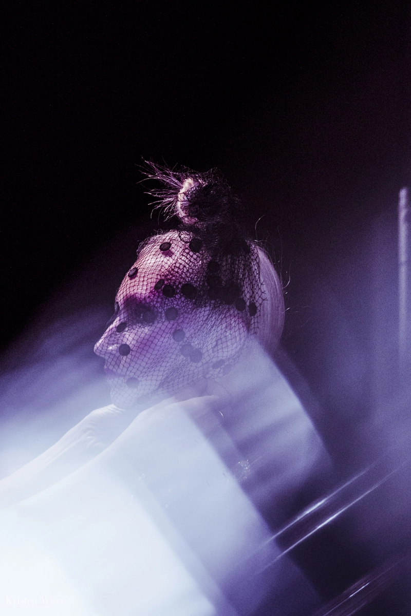 Momento en el backstage del desfile 