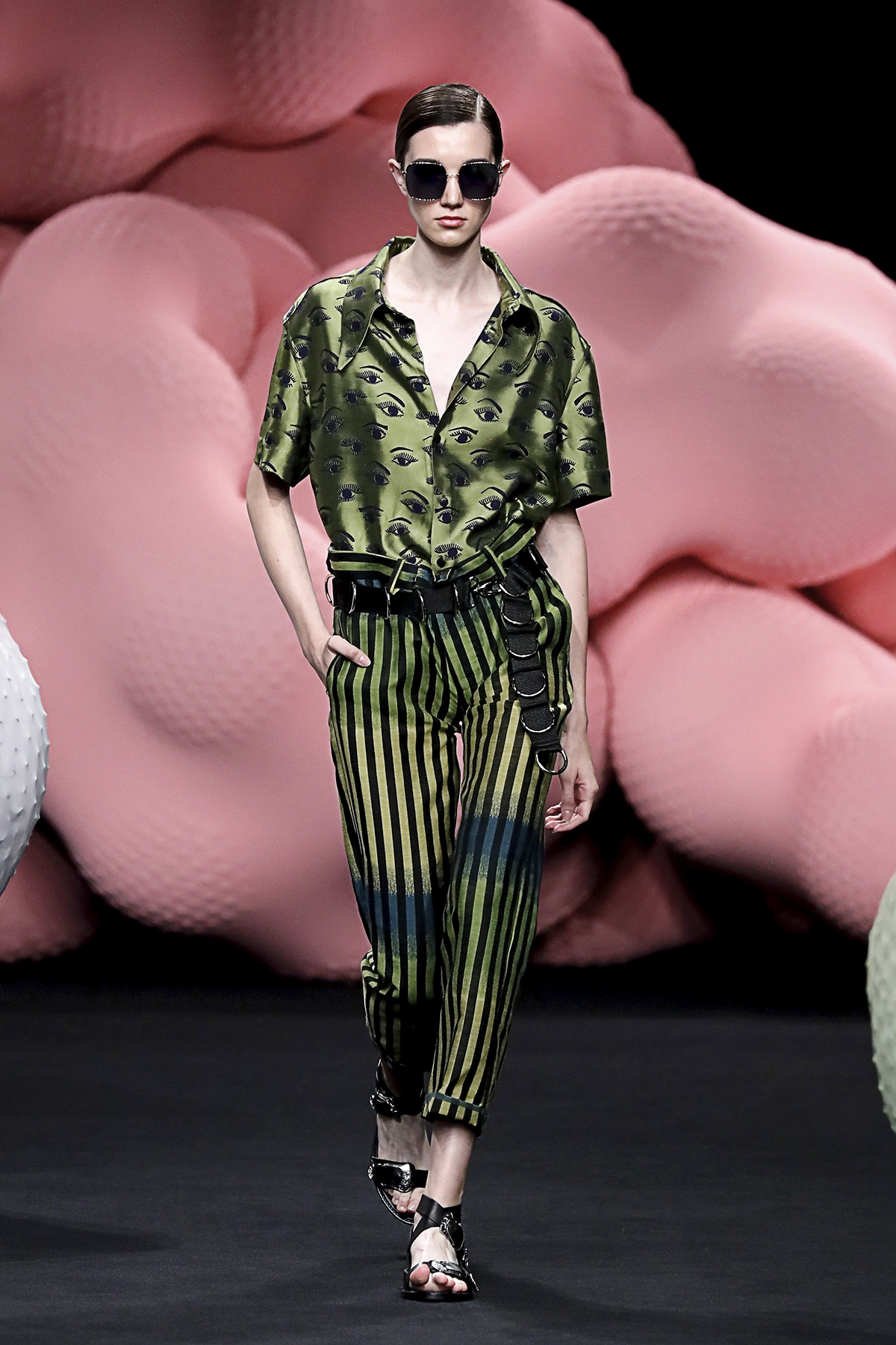 Look 2 de la colección 