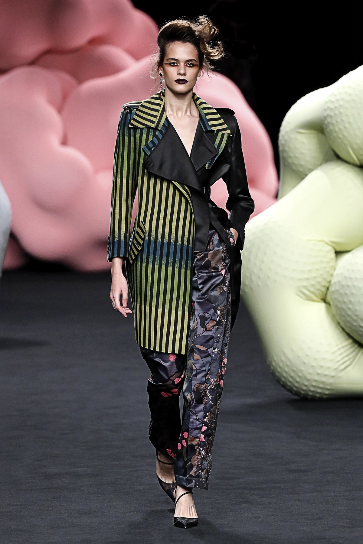 Look 5 de la colección 