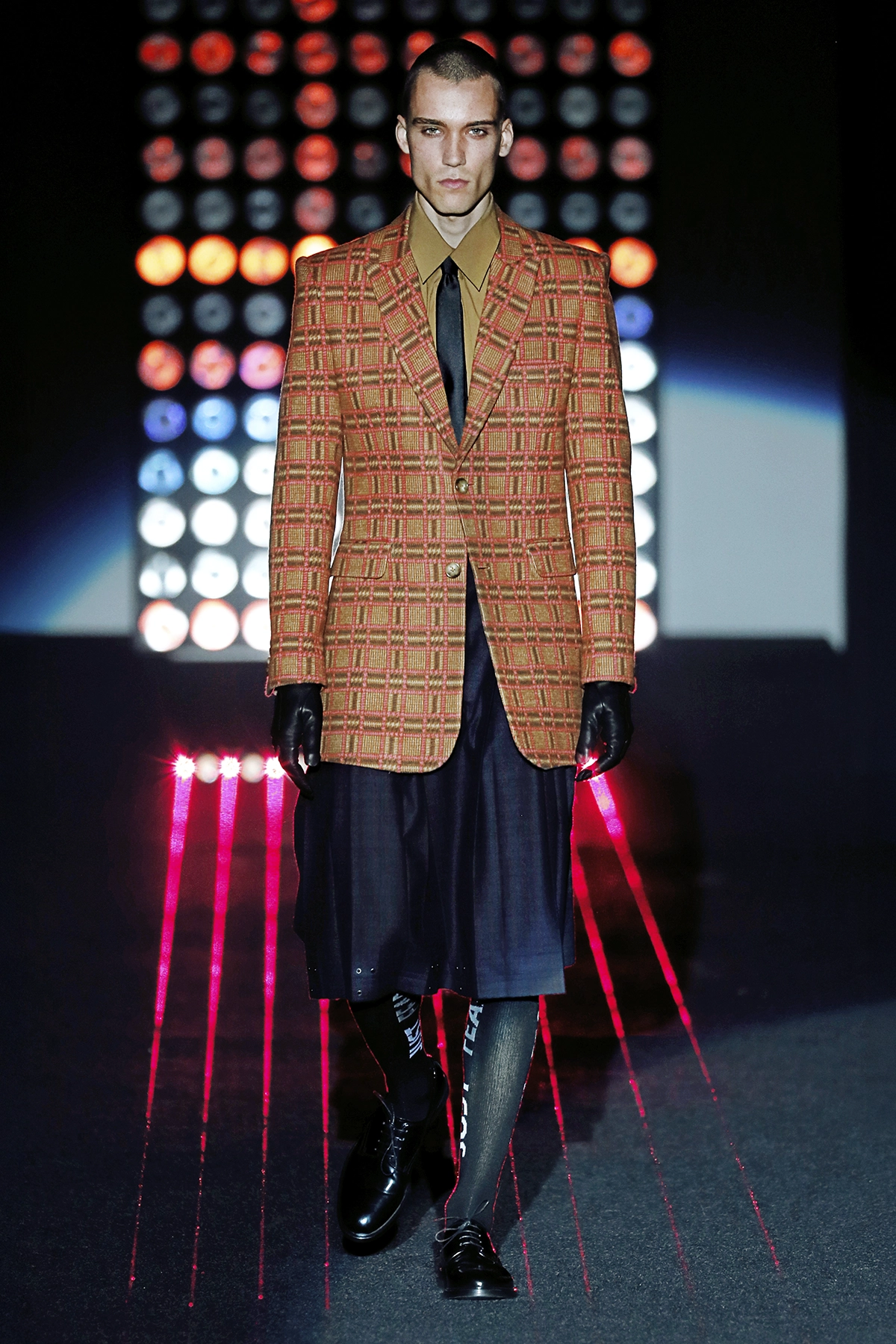 Look 23 de la colección 