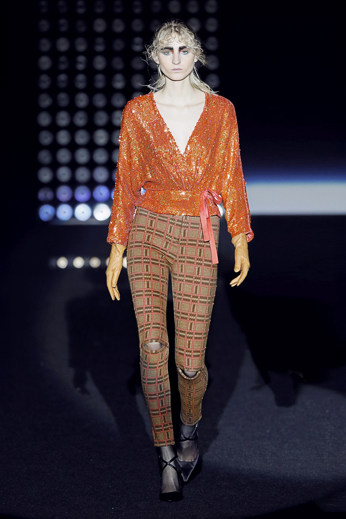 Look 27 de la colección 