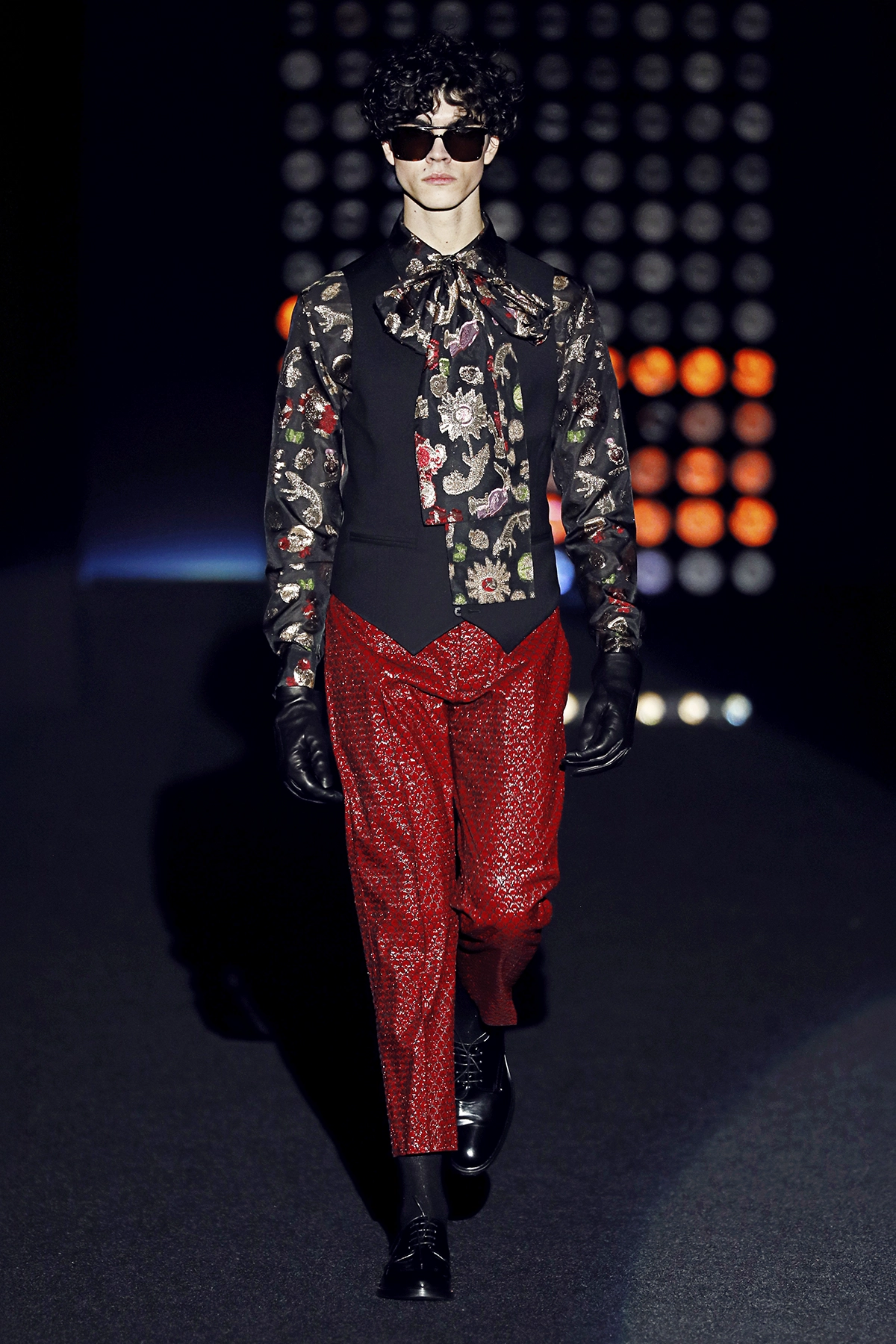 Look 28 de la colección 