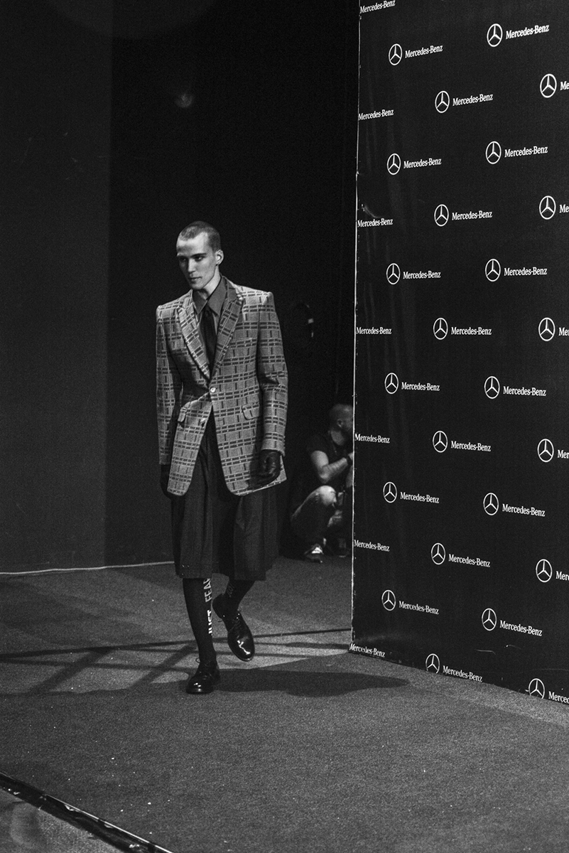 Momento en el backstage del desfile 