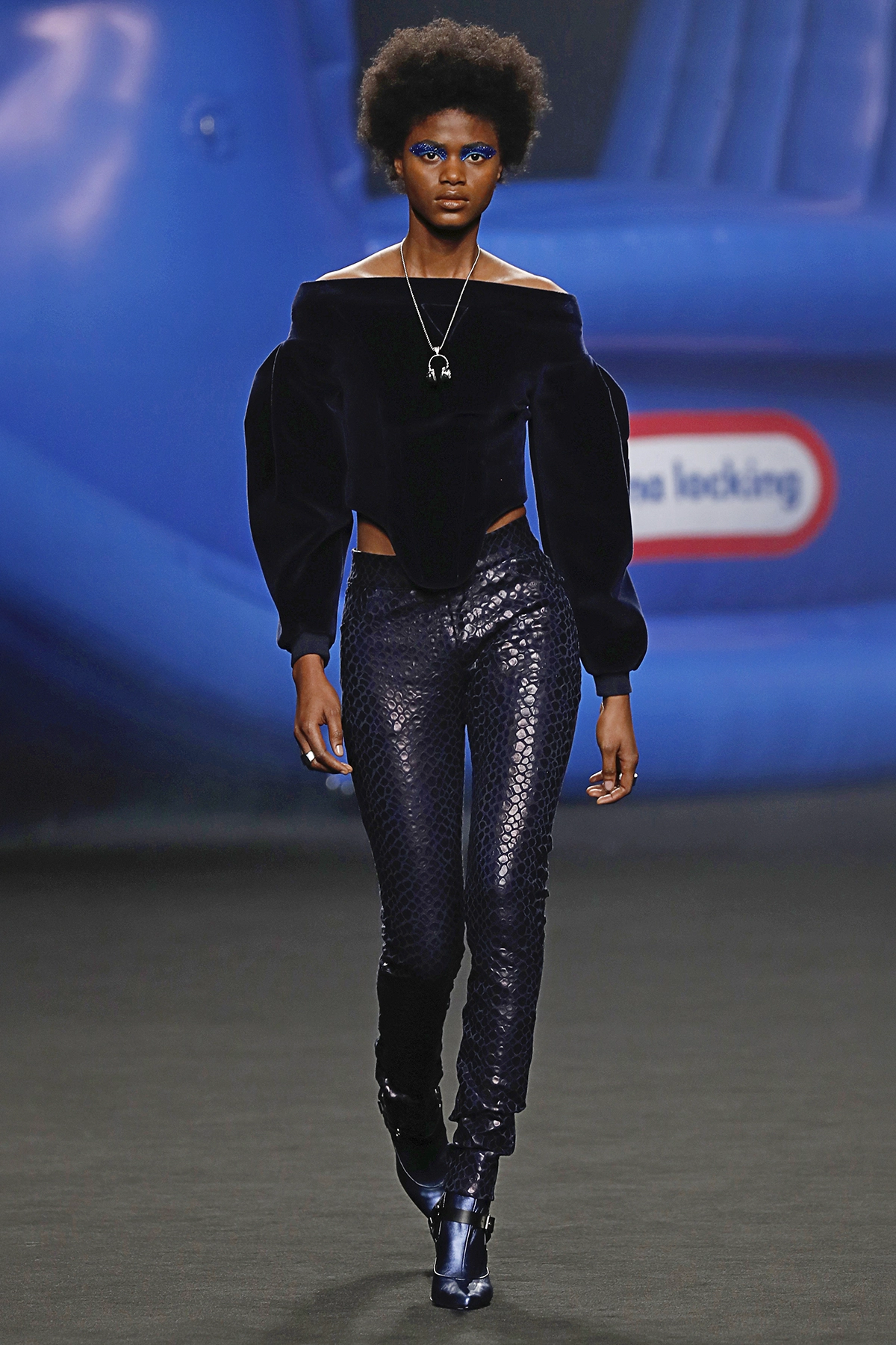 Look 10 de la colección 