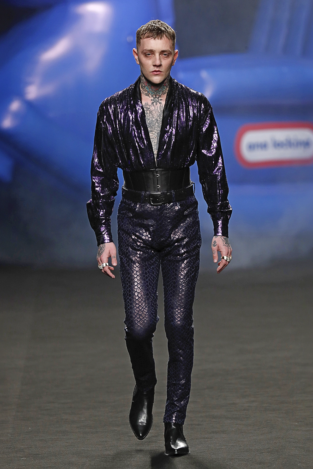 Look 18 de la colección 