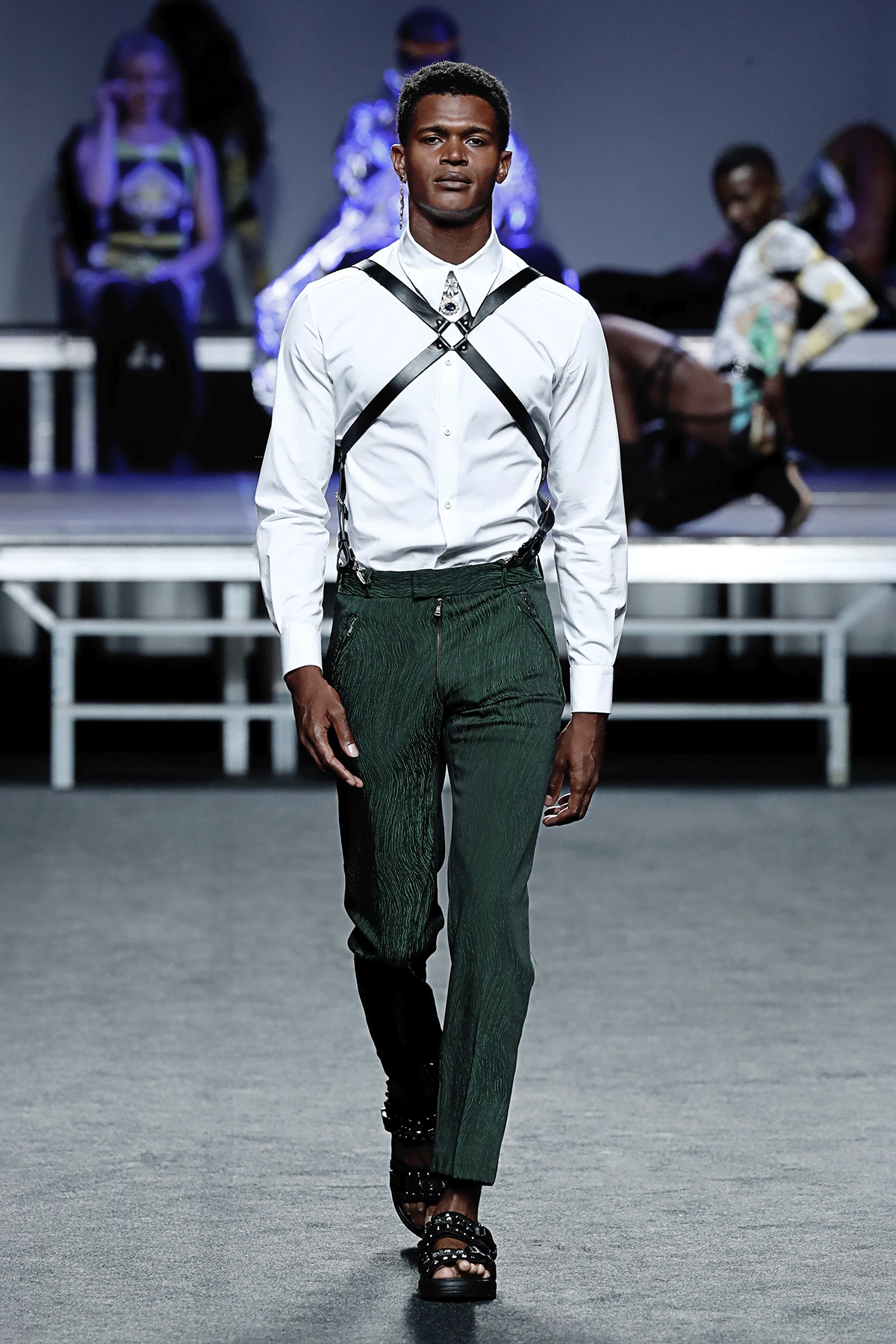 Look 16 de la colección 