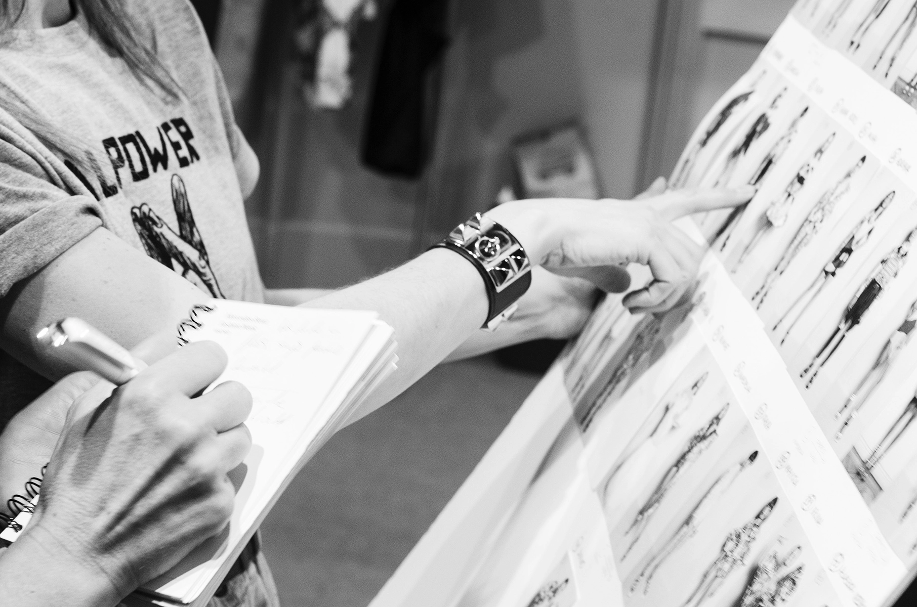 Momentos previos en el backstage del desfile 