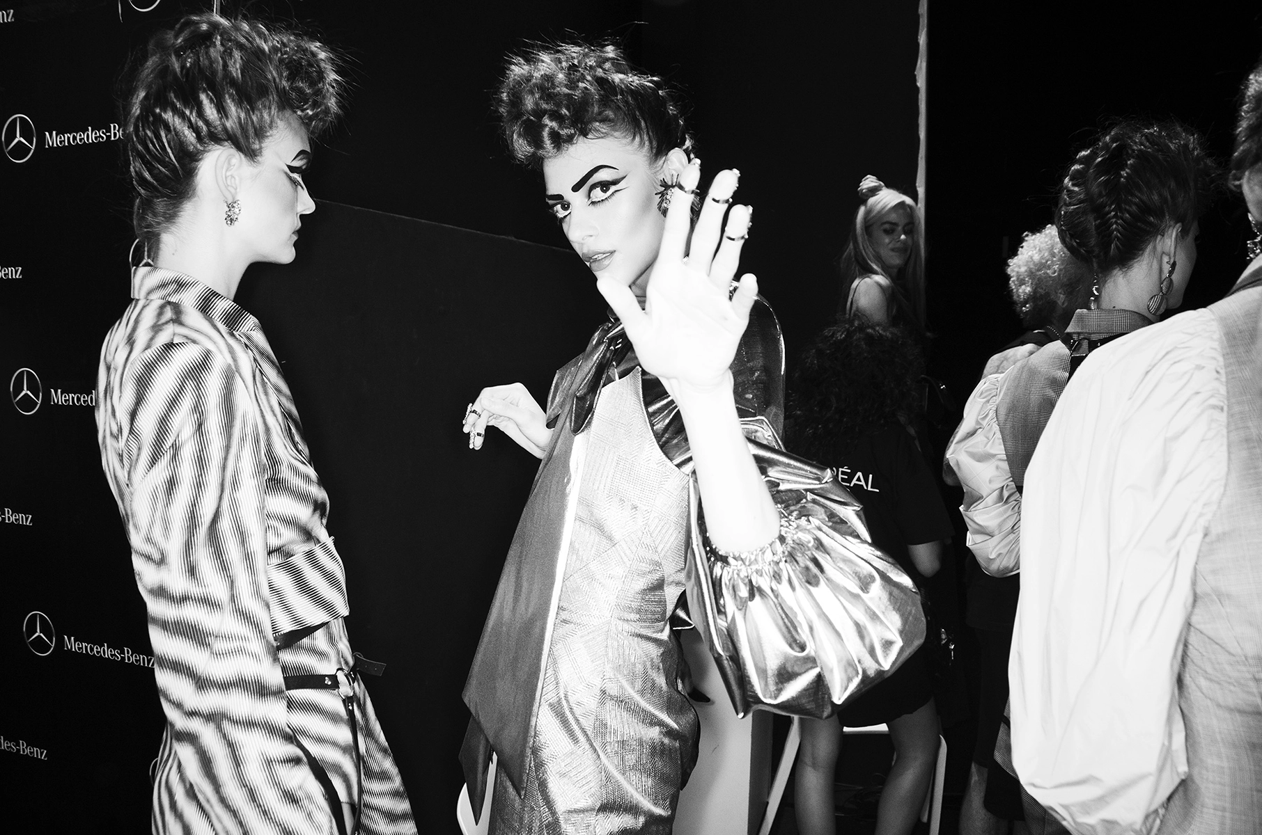 Momentos previos en el backstage del desfile 