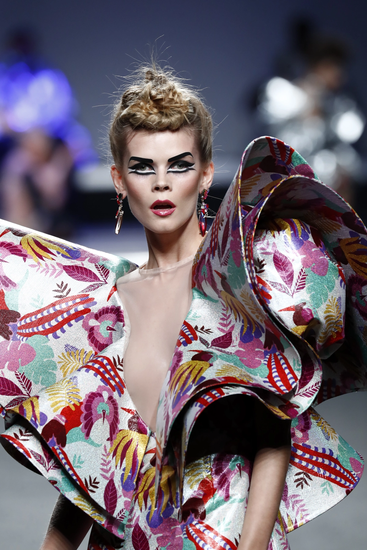 Momento desfile “Realness”, colección primavera verano 2019 de la diseñadora de moda Ana Locking en la Mercedes Benz Fashion Week de Madrid.