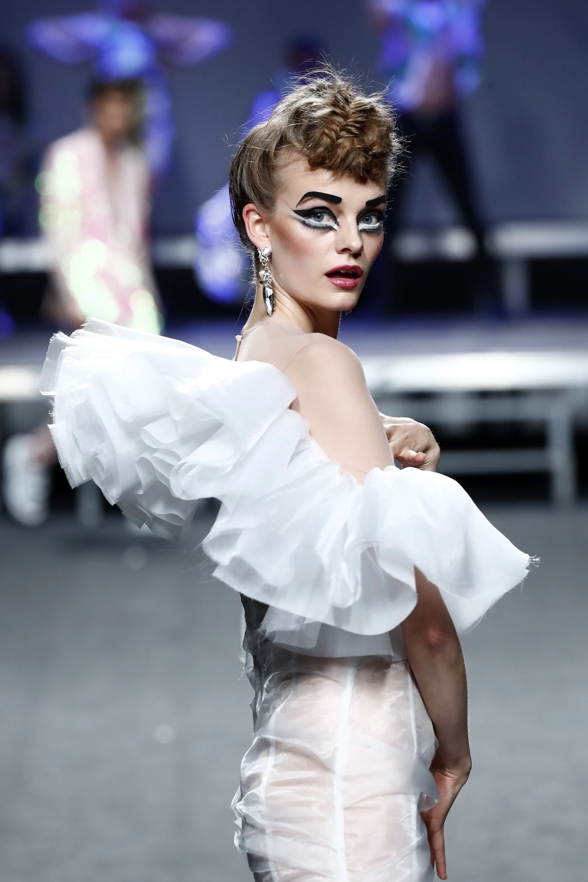 Momento desfile “Realness”, colección primavera verano 2019 de la diseñadora de moda Ana Locking en la Mercedes Benz Fashion Week de Madrid.