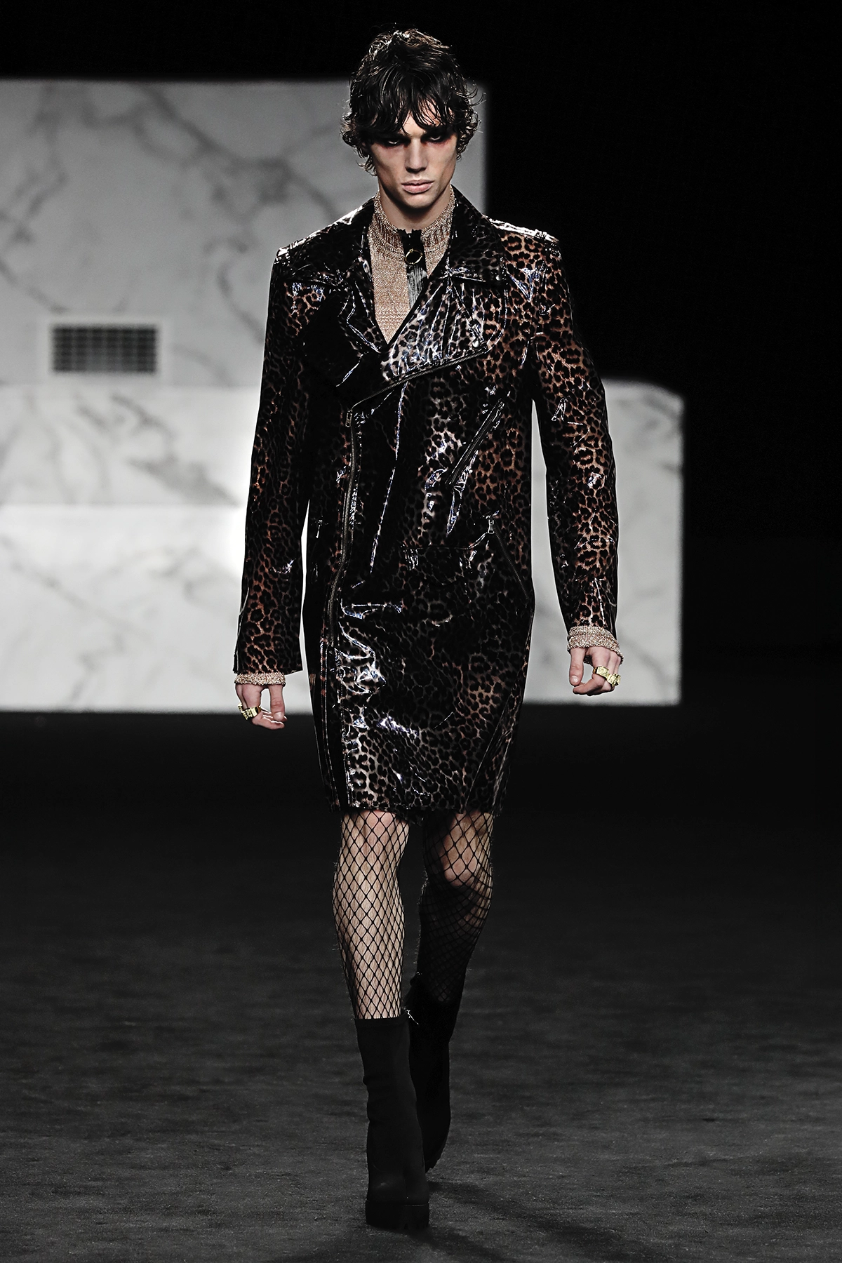 Look 34 de la colección 