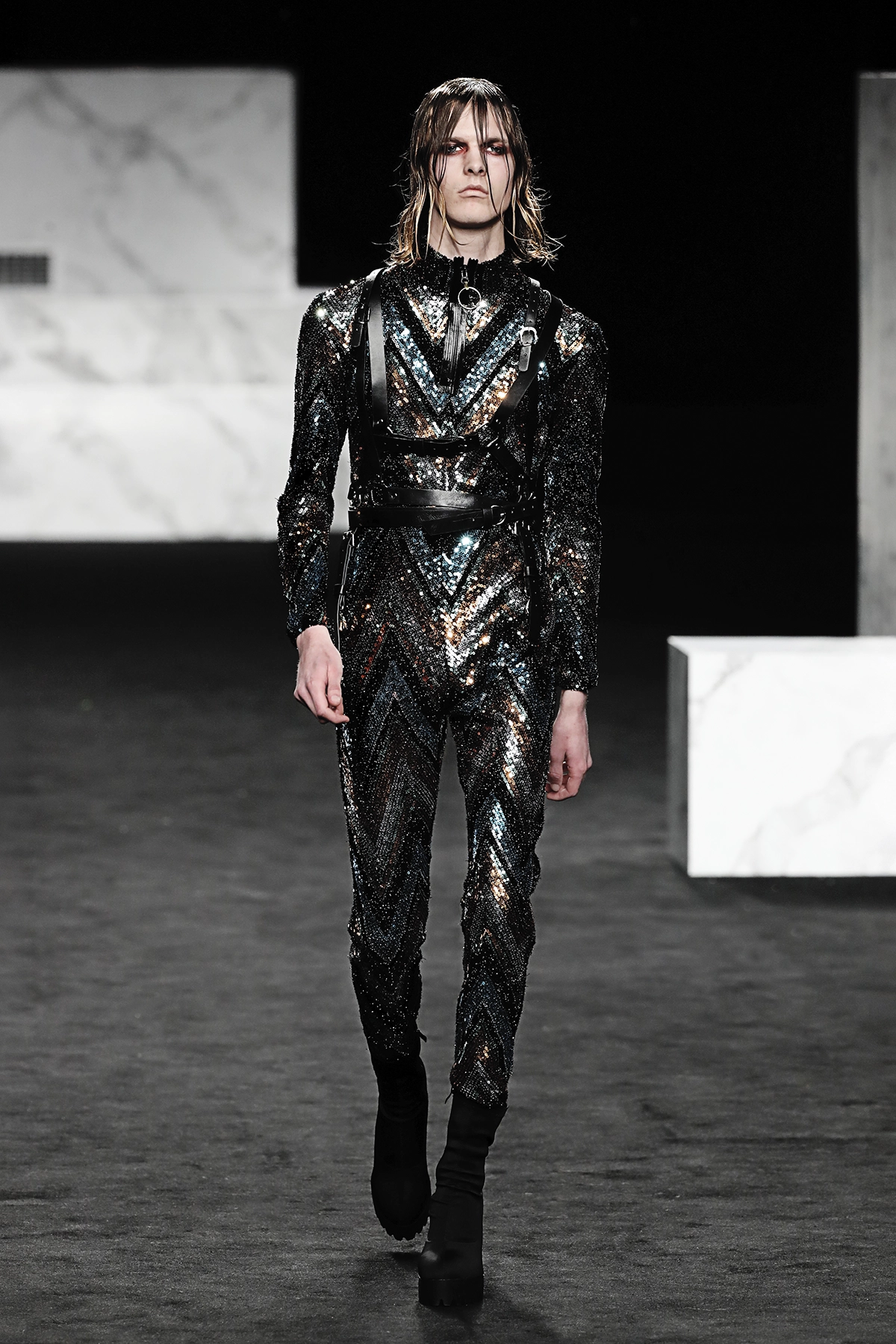 Look 44 de la colección 