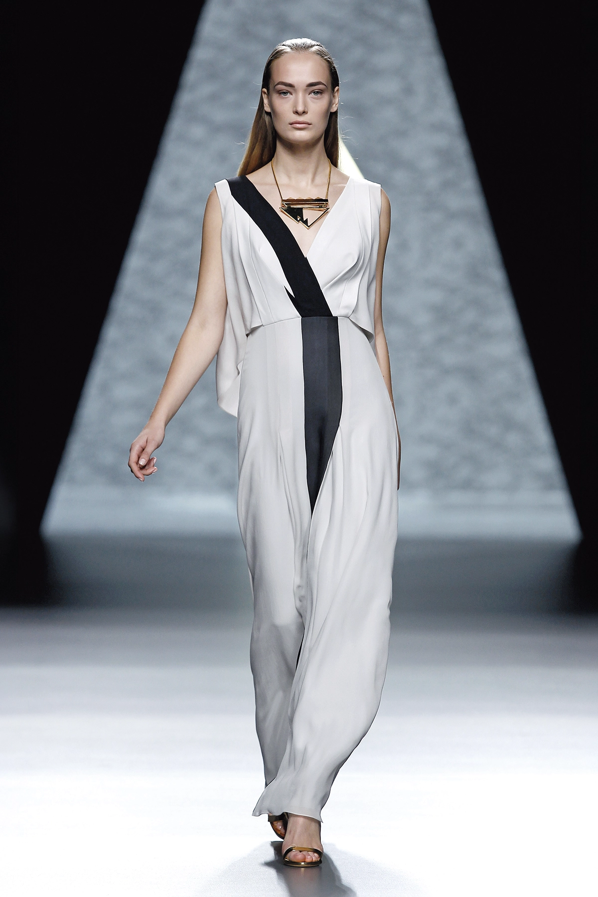 Look 11 de la colección 