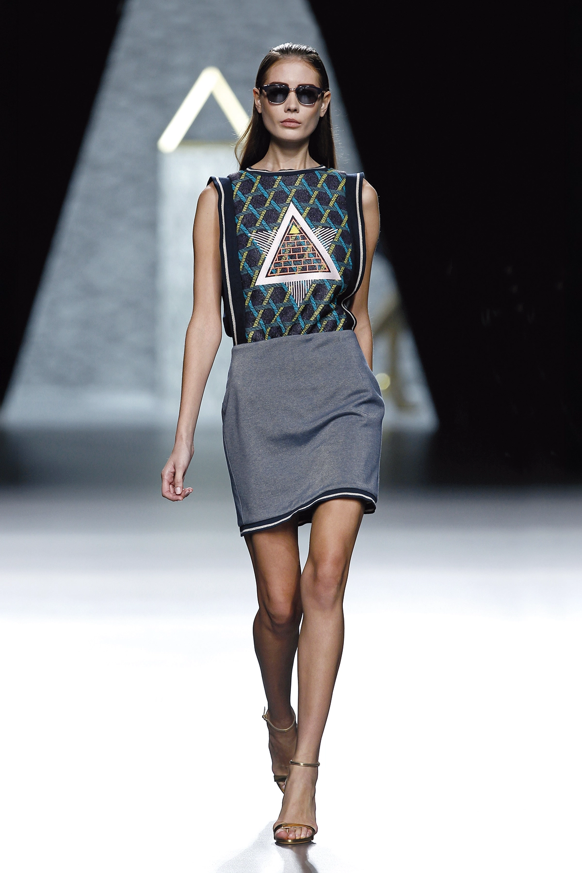 Look 19 de la colección 