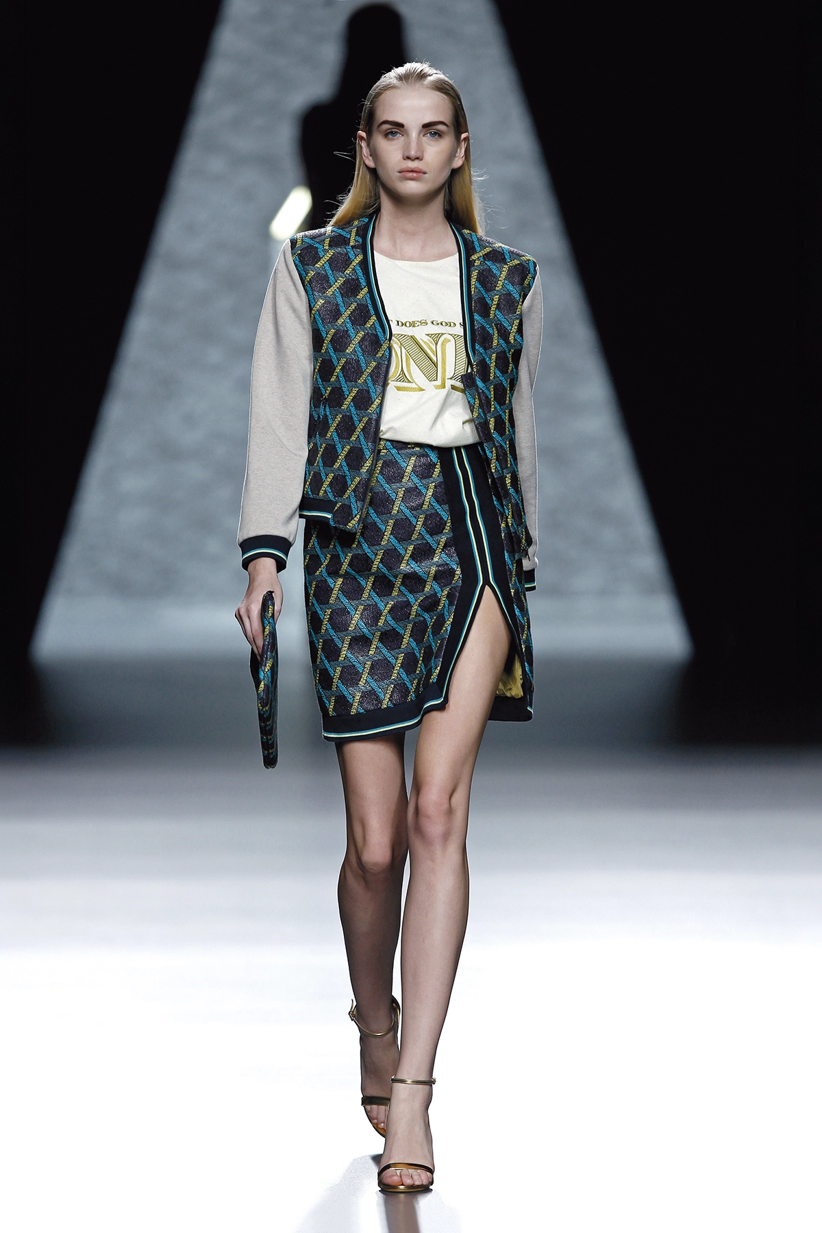 Look 21 de la colección 