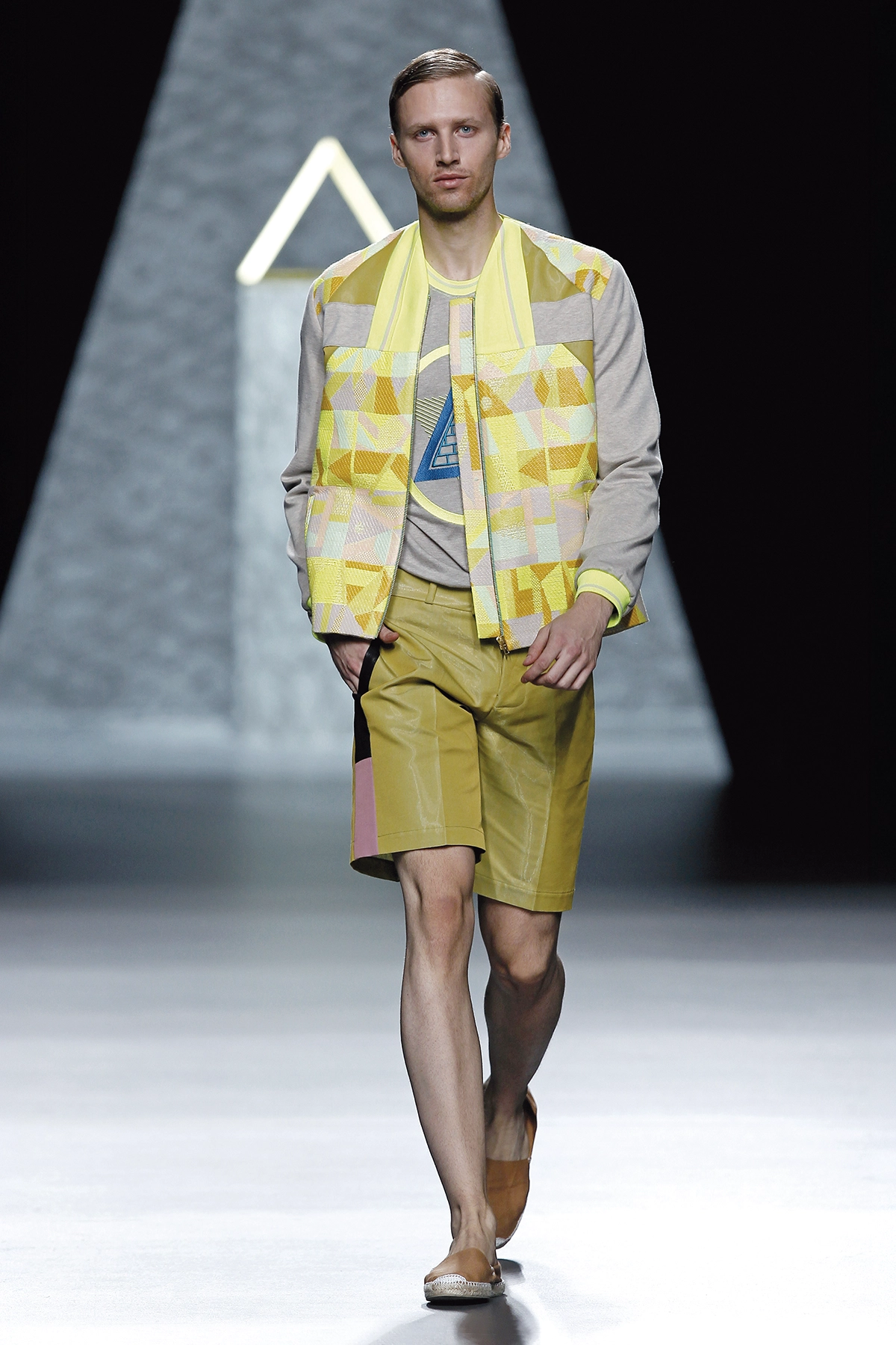 Look 24 de la colección 