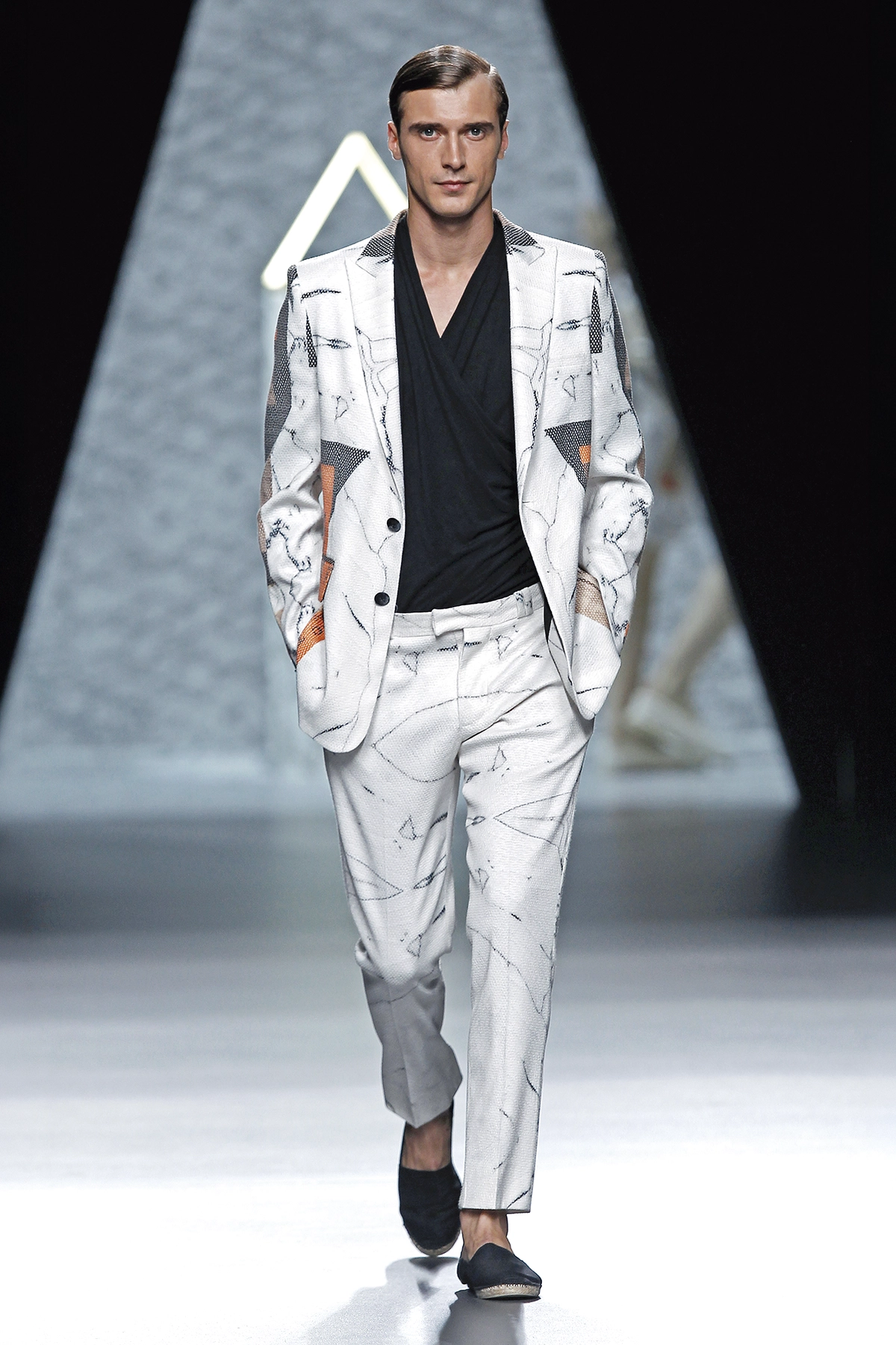 Look 38 de la colección 