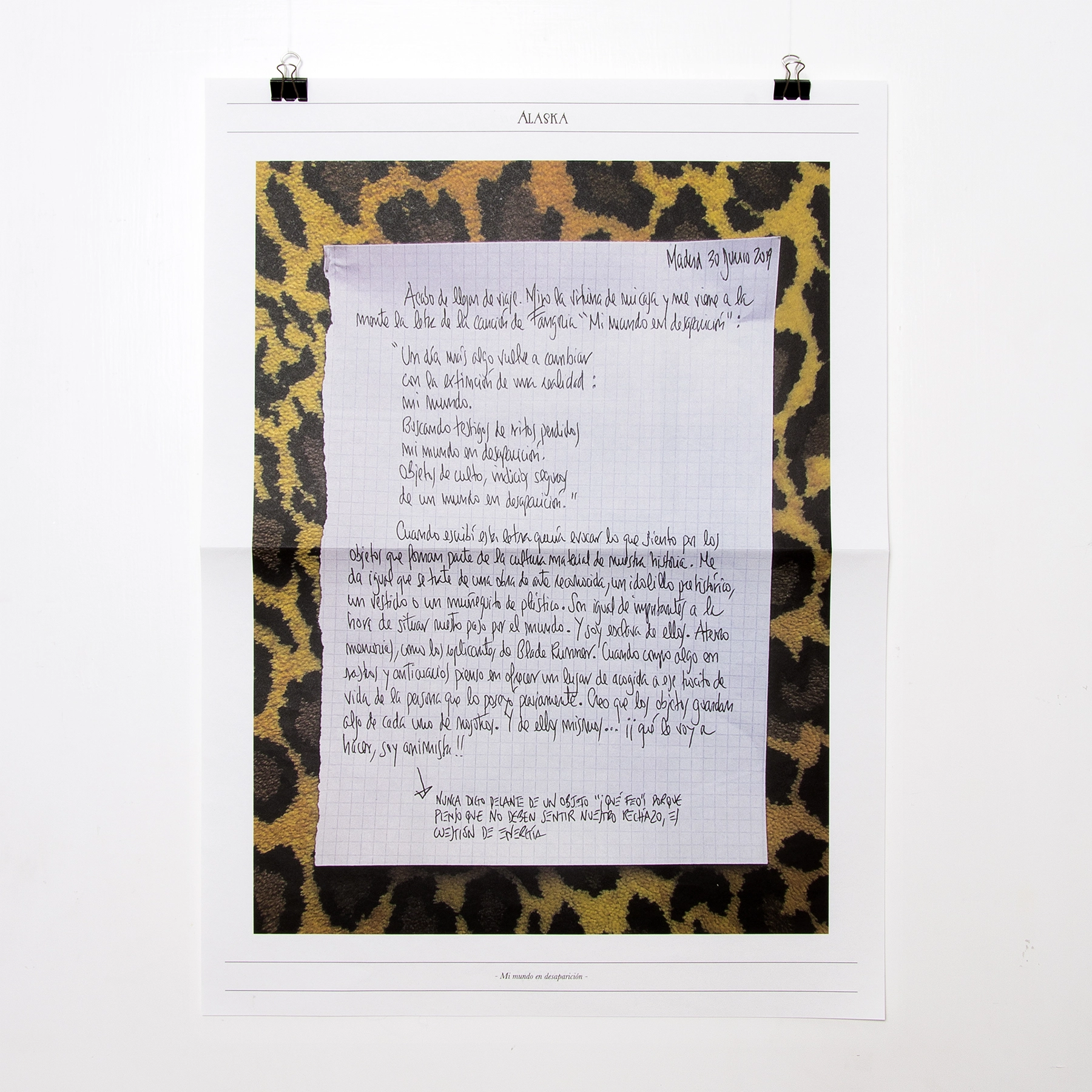 Fanzine en edición limitada creado como dossier de prensa de la colección 