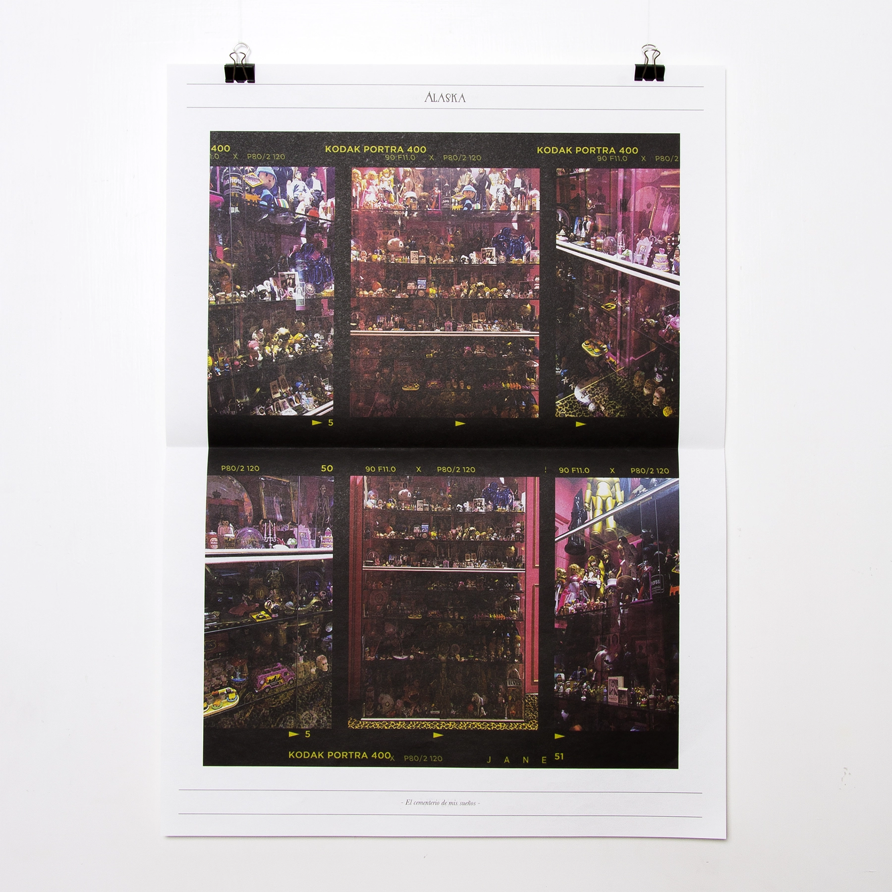 Fanzine en edición limitada creado como dossier de prensa de la colección 