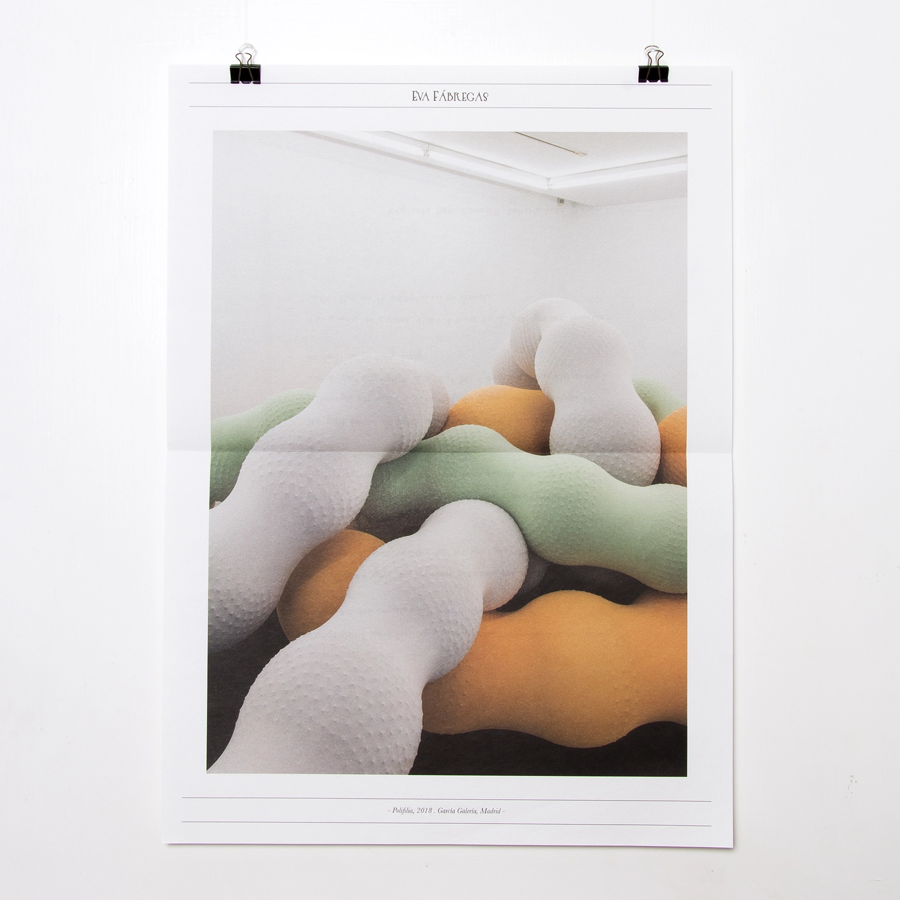 Fanzine en edición limitada creado como dossier de prensa de la colección 