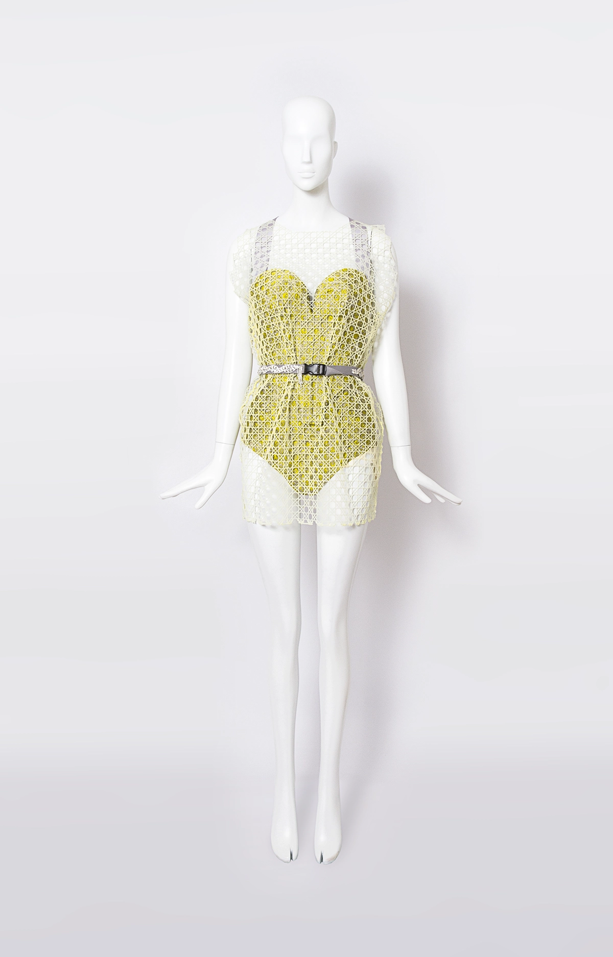 Look diseñado por Ana Locking para la gira 