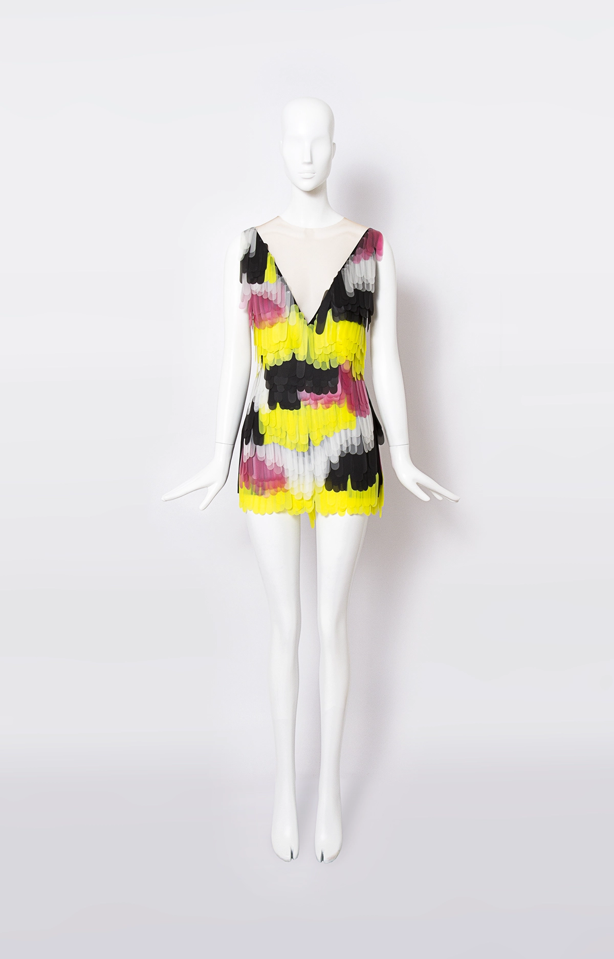 Look diseñado por Ana Locking para la gira 