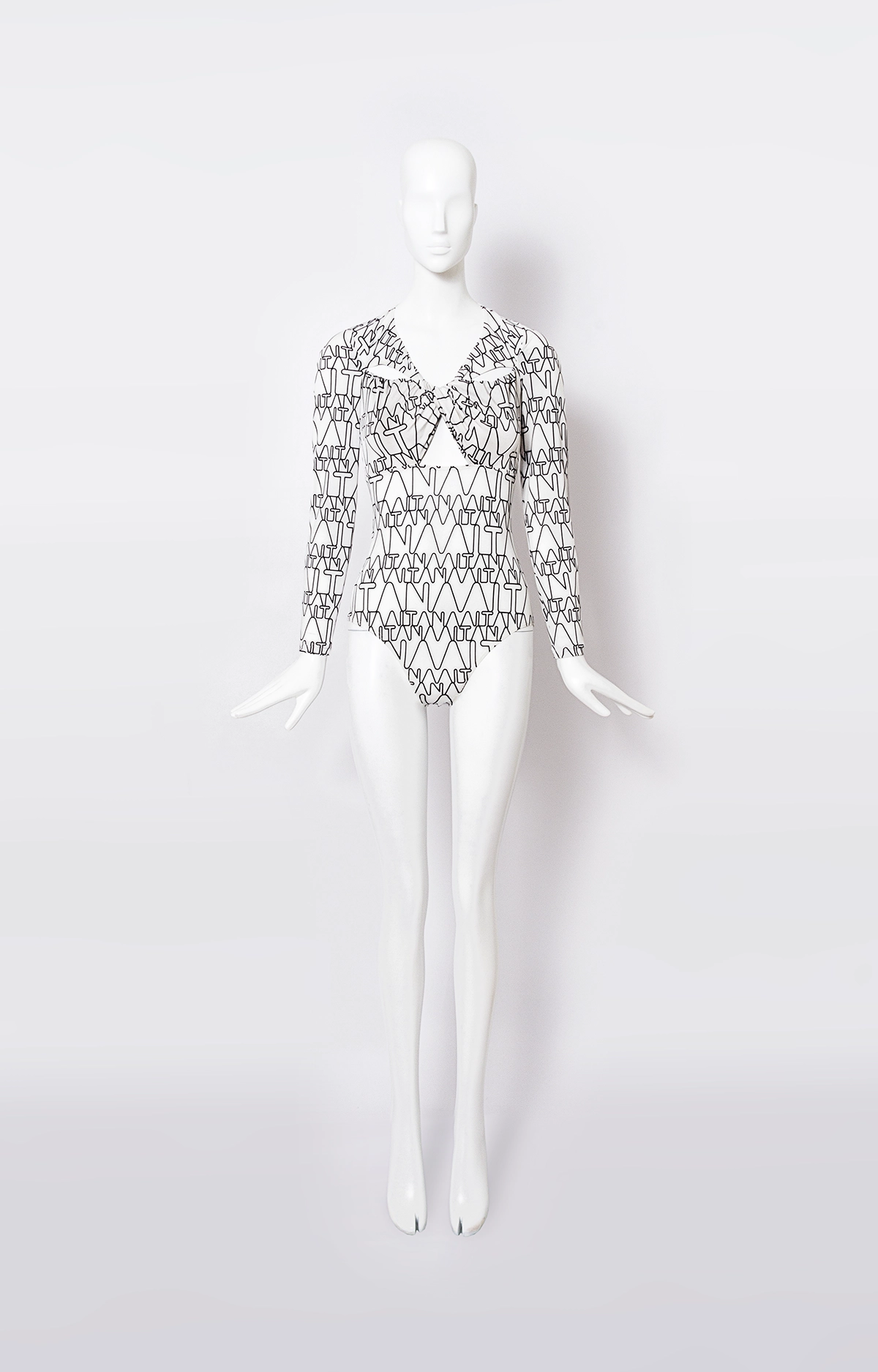 Look diseñado por Ana Locking para la gira 