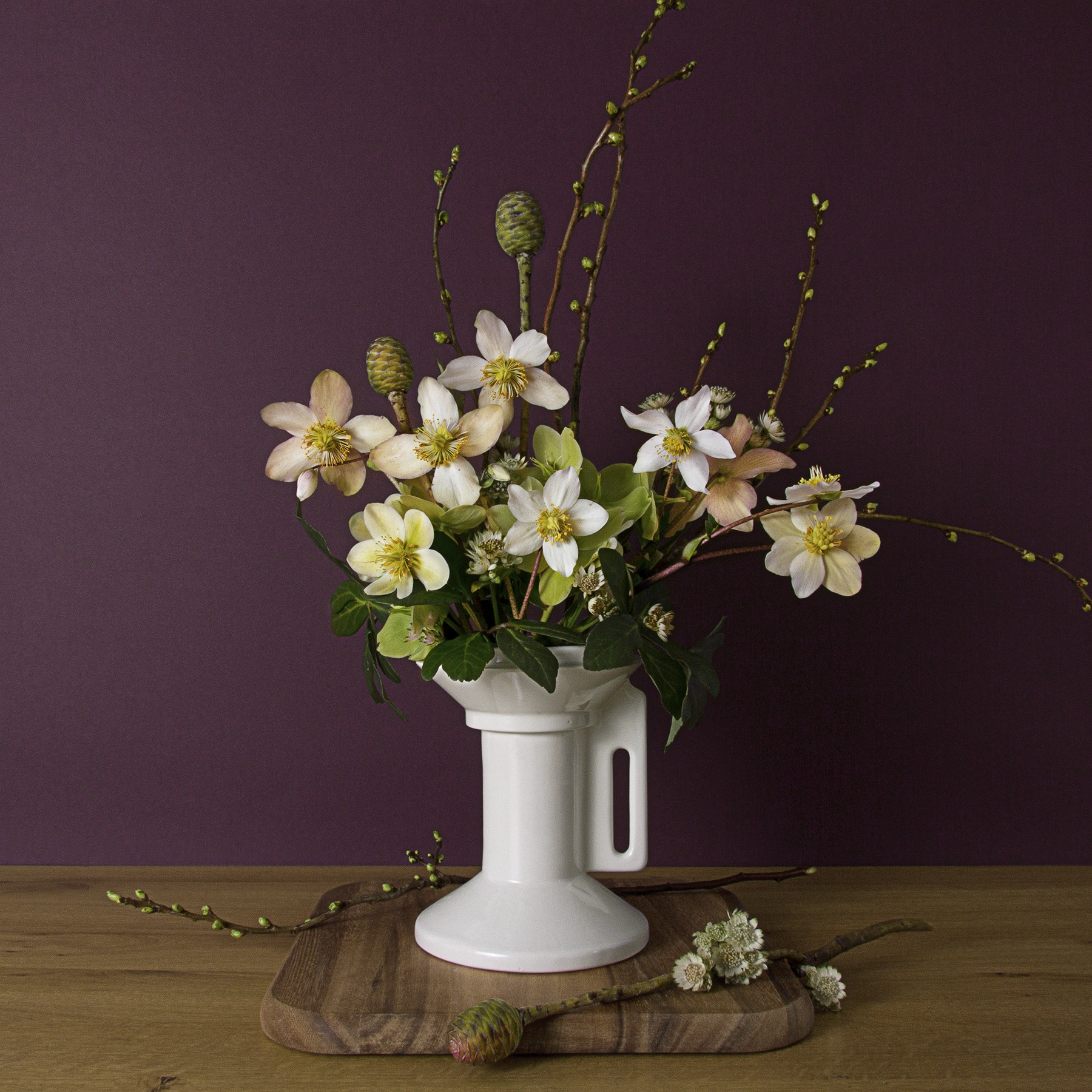 Colección artesanal de jarrones cerámicos esmaltados. Diseño Amphora B03