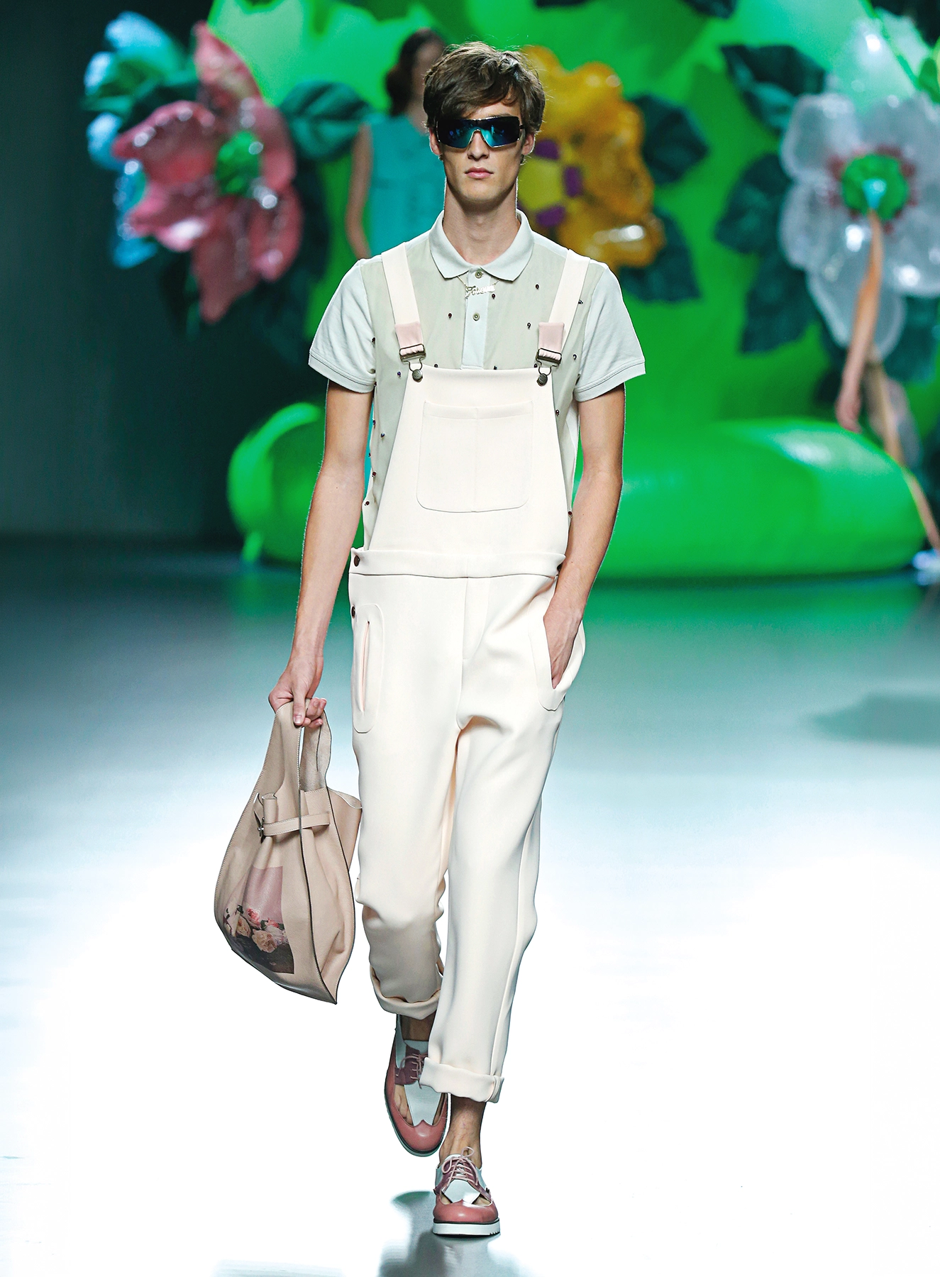 Look 08 de la colección 