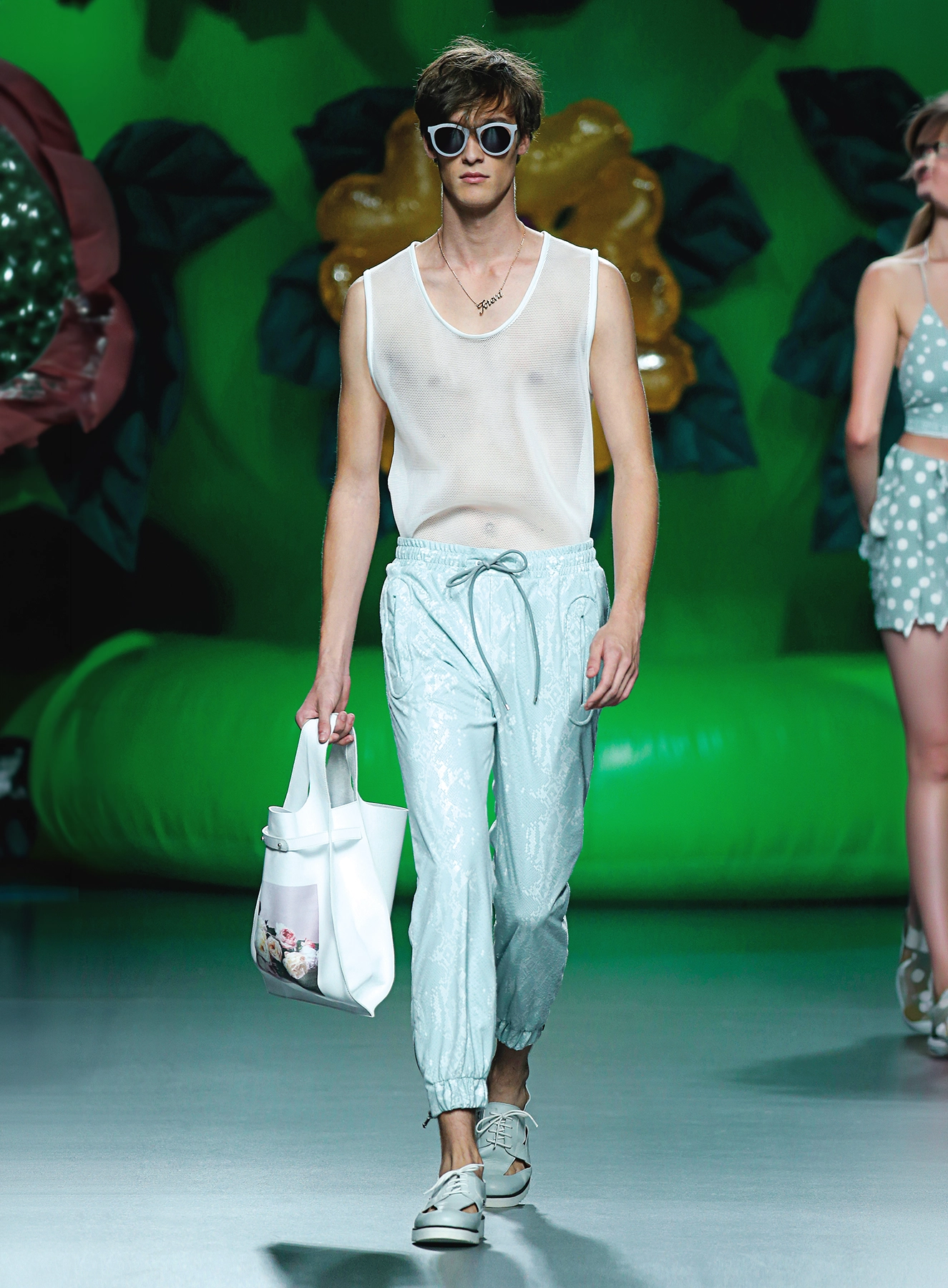 Look 21 de la colección 