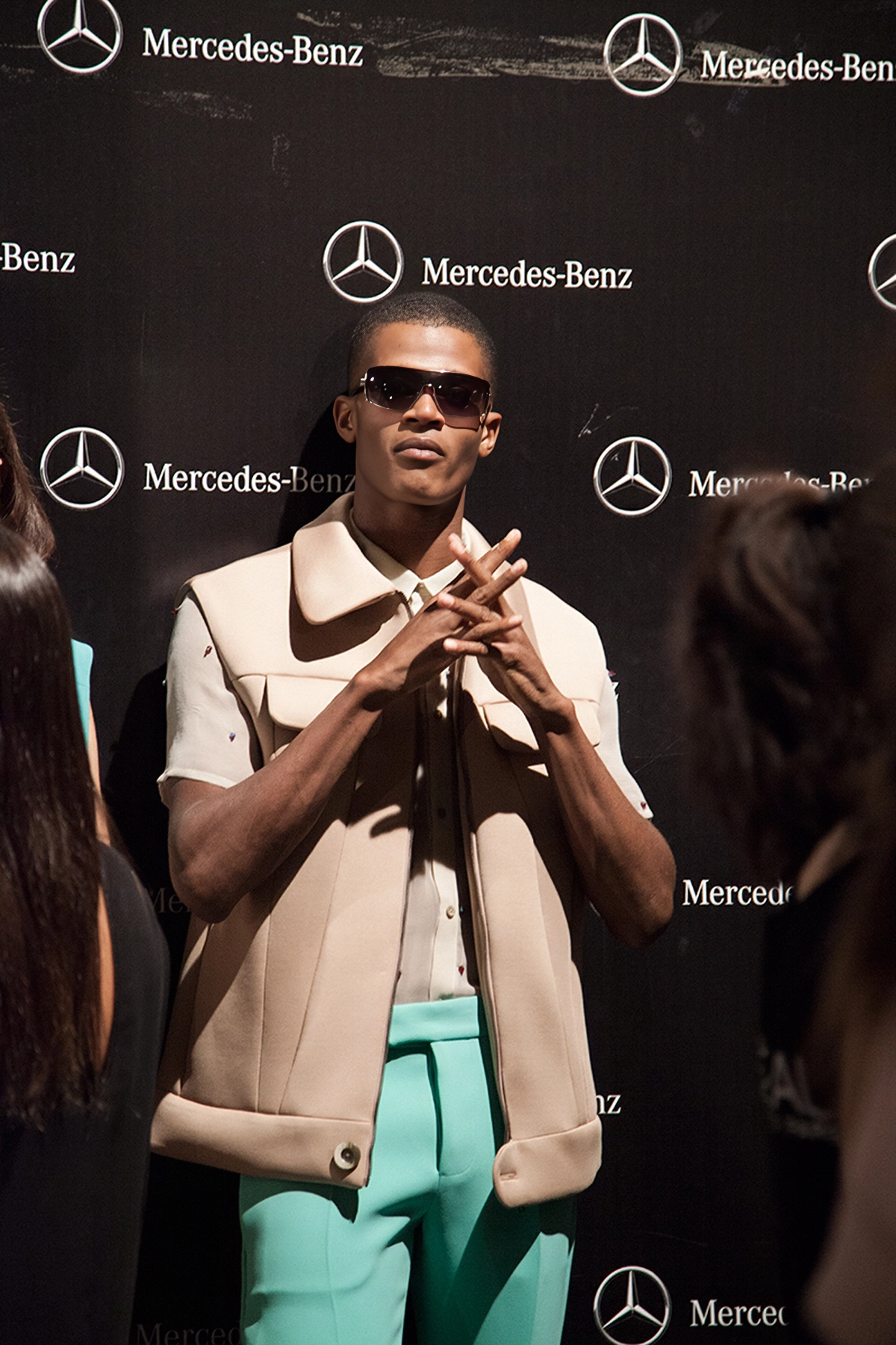 Backstage del desfile “Foreva”, colección primavera verano 2016 de la diseñadora de moda Ana Locking en la Mercedes Benz Fashion Week de Madrid.