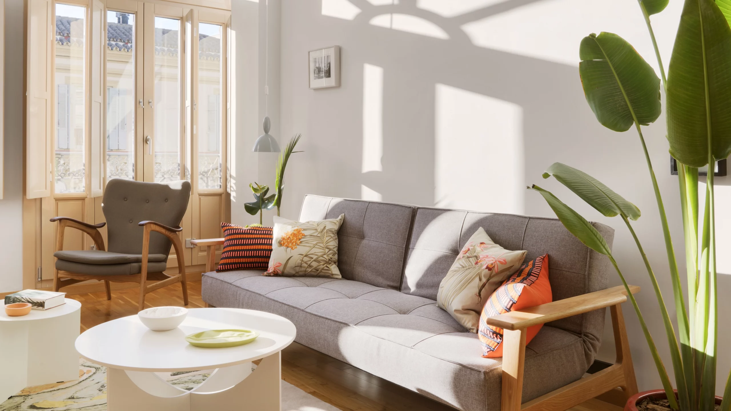 Primer proyecto de decoración de Ana Locking, Halcyon Days en Málaga. Apartamento 