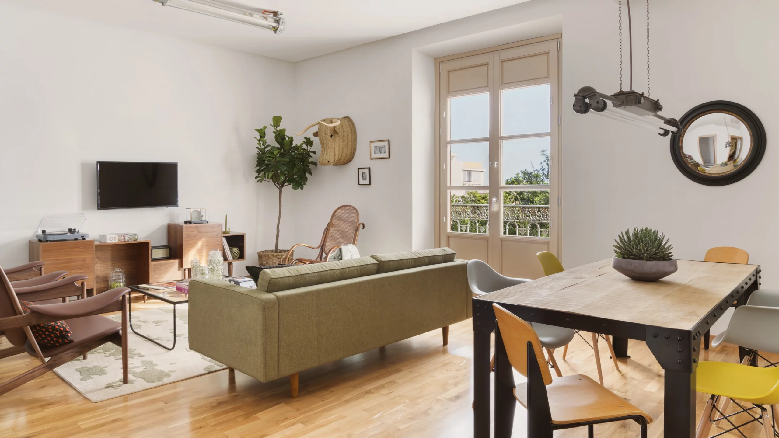 Primer proyecto de decoración de Ana Locking, Halcyon Days en Málaga. Apartamento 
