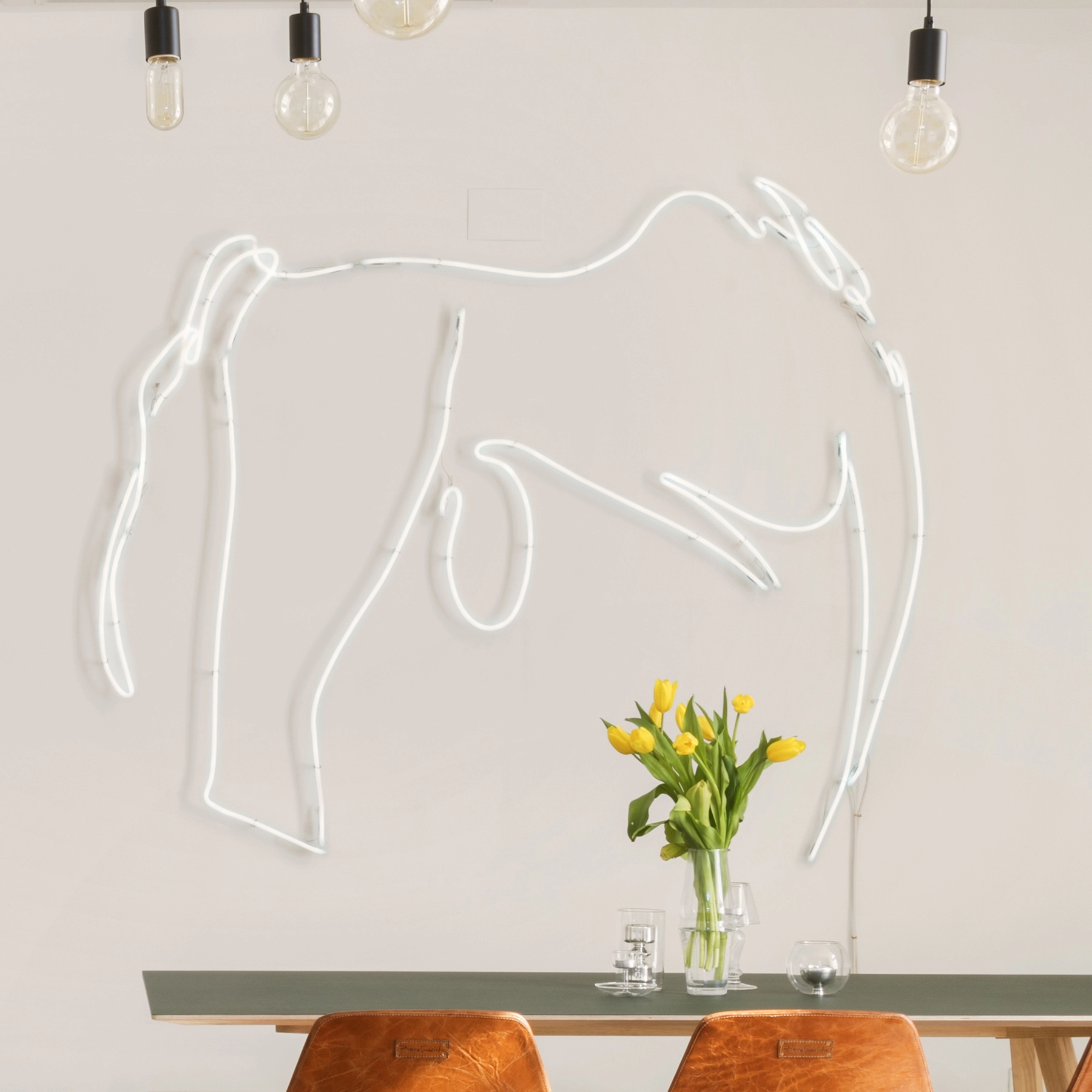 Primer proyecto de decoración de Ana Locking, Halcyon Days en Málaga. Apartamento 