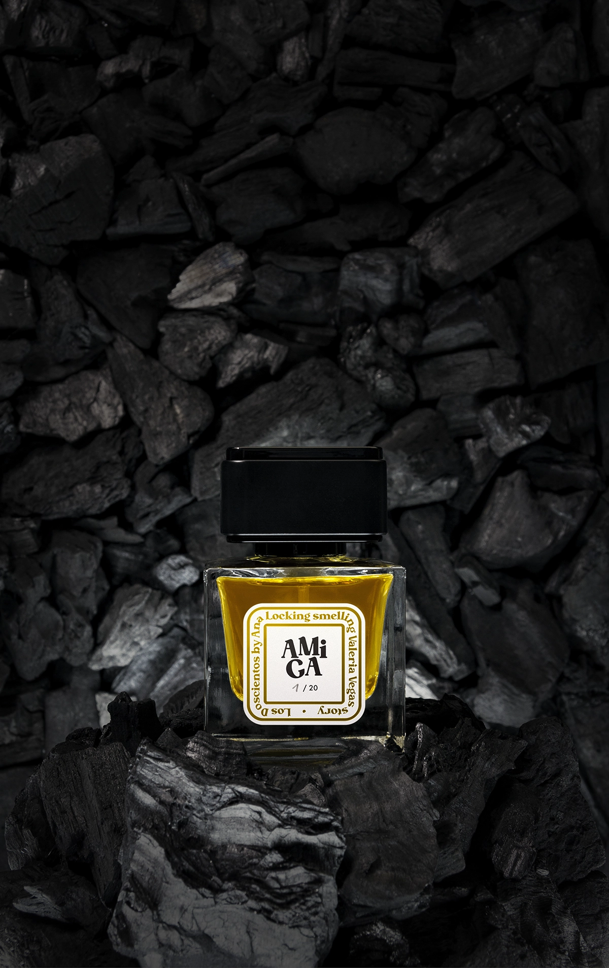 Perfume creado por Ana Locking para el proyecto artístico del club de coleccionistas de arte contemporáneo 