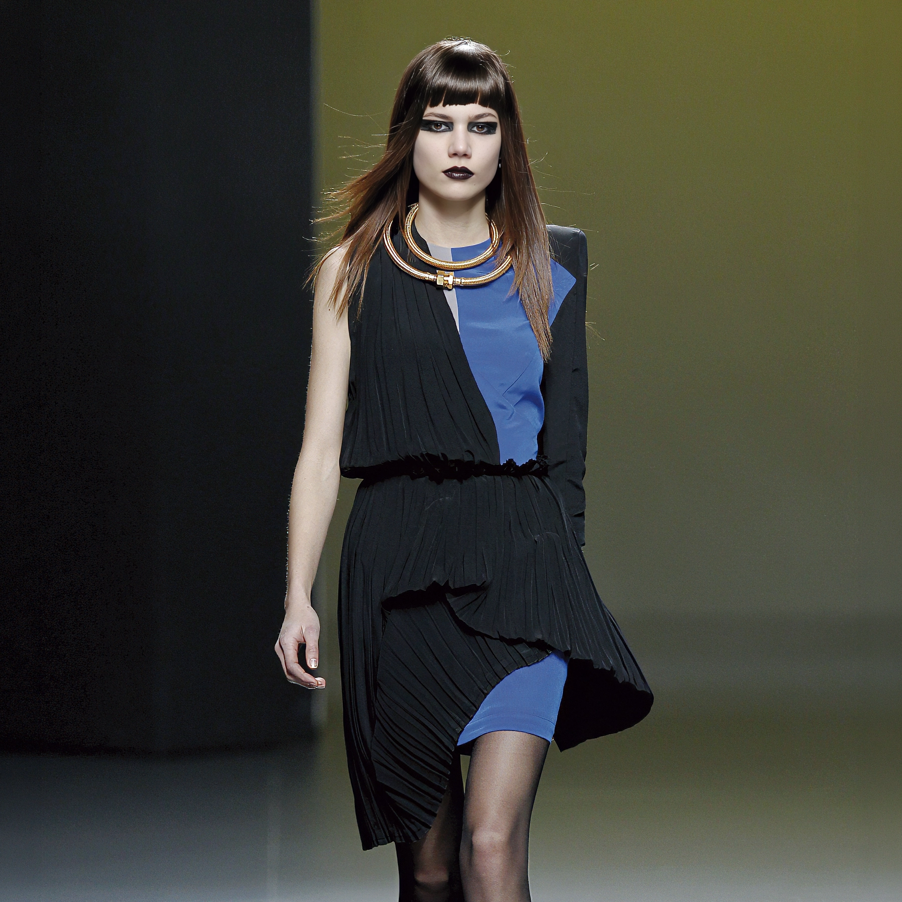 Momento del desfile “Stance”, colección otoño invierno 2011-12 de la diseñadora de moda Ana Locking en la Mercedes Benz Fashion Week de Madrid.