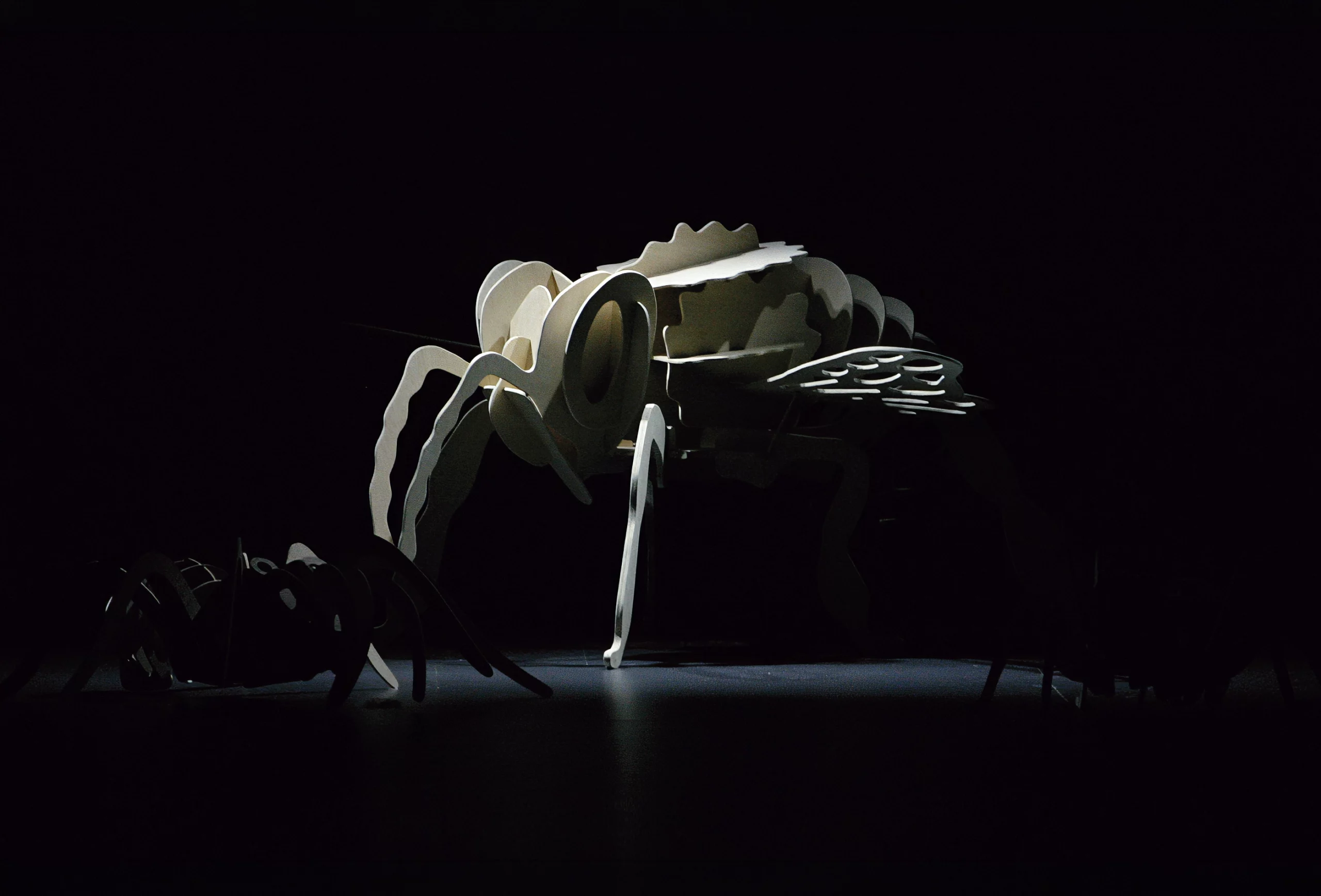 Escenografía del desfile “Under Beauty”, colección primavera verano 2012 de la diseñadora de moda Ana Locking en la Mercedes Benz Fashion Week de Madrid.