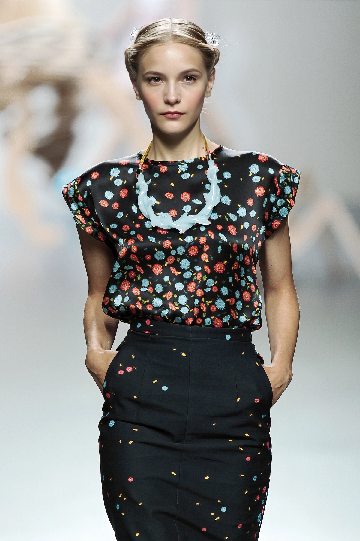 Momento del desfile “Under Beauty”, colección primavera verano 2012 de la diseñadora de moda Ana Locking en la Mercedes Benz Fashion Week de Madrid.