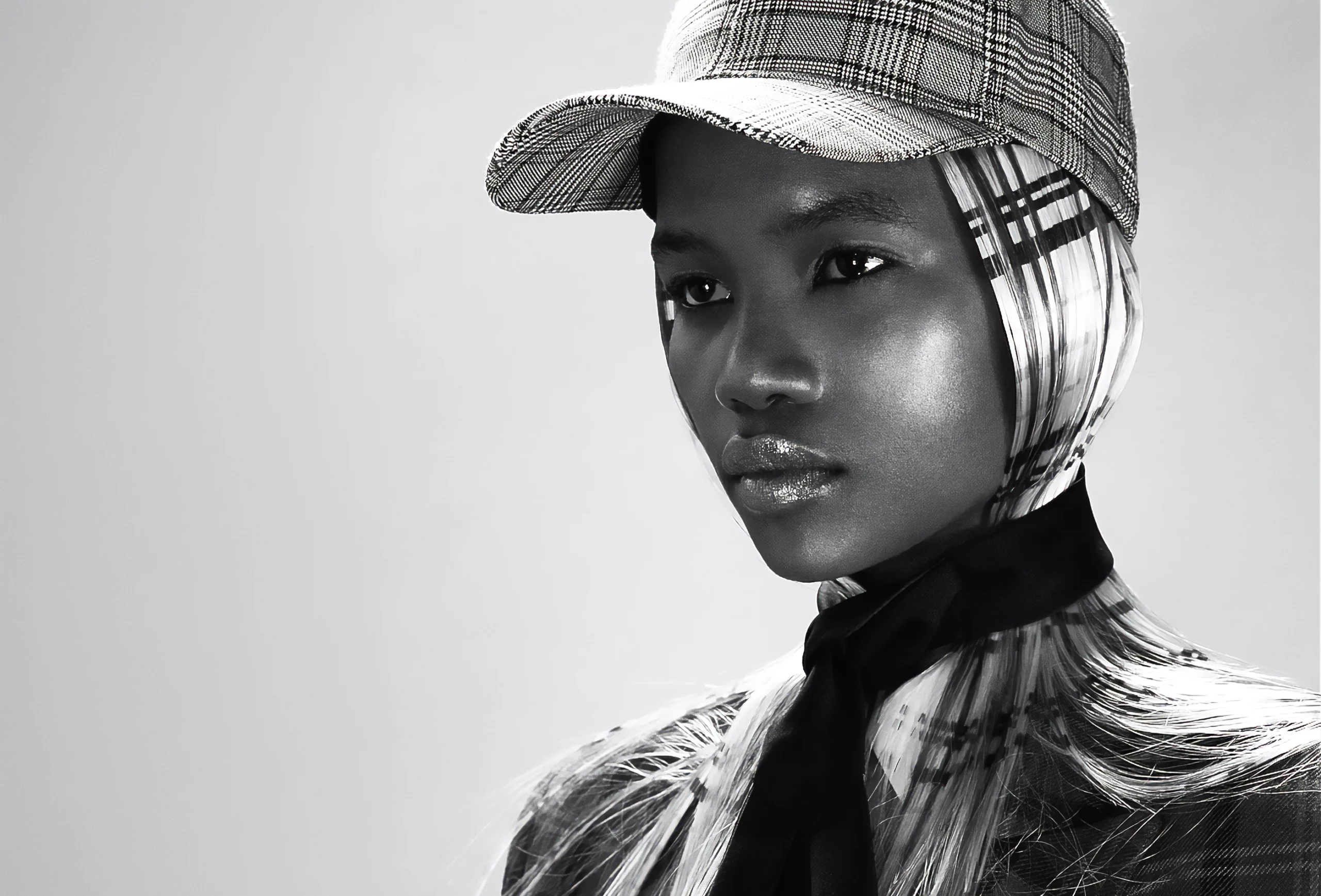 Colección capsula realizada por Ana Locking para Xpresion creativos, estudio que investiga e innova en técnicas nuevas de peluquería.