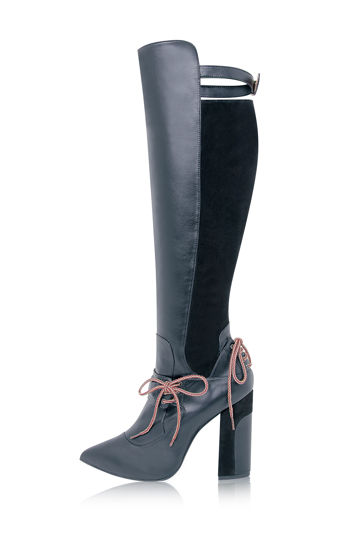 Bota alta de la colección 