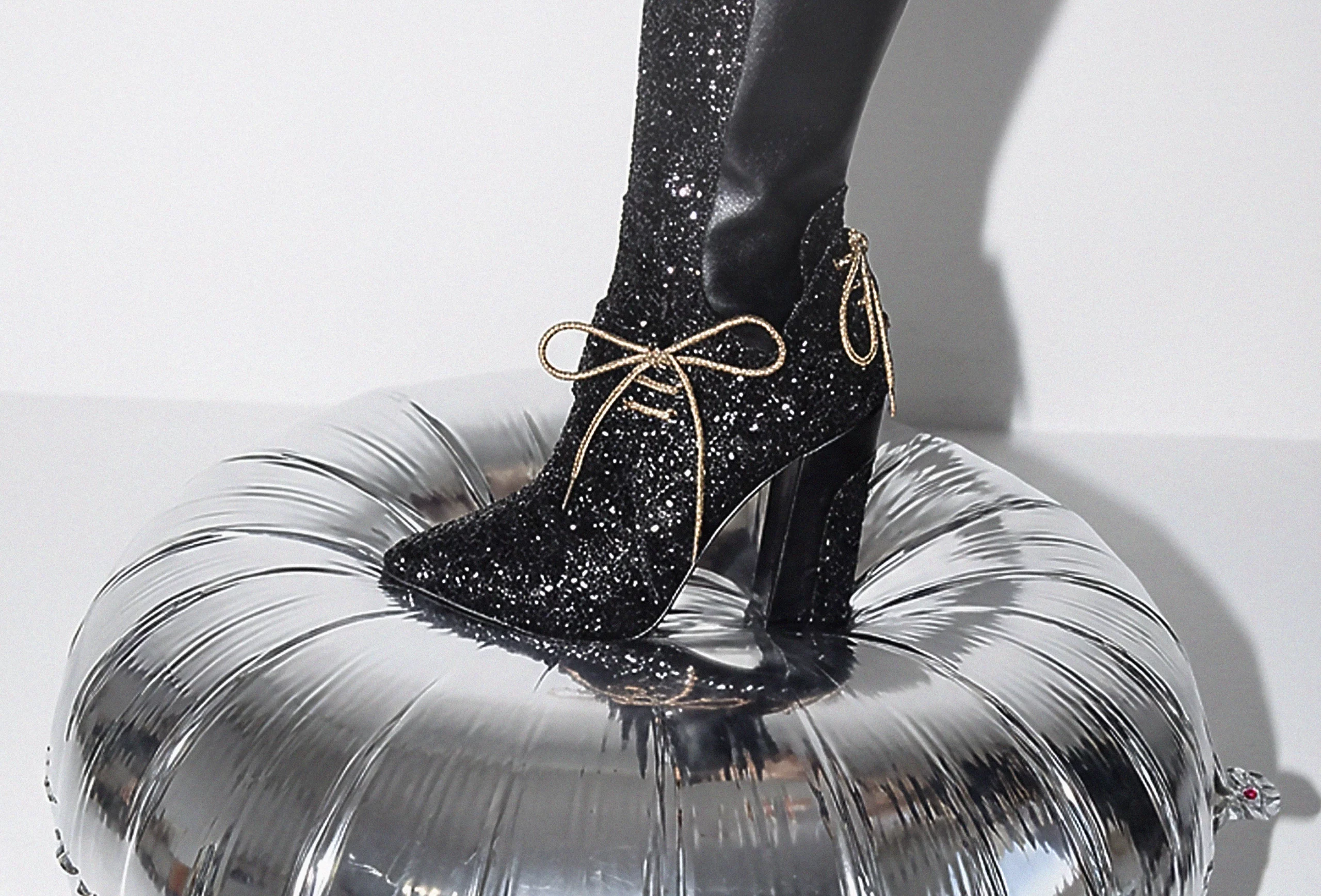 Publicidad de la colección de calzado 