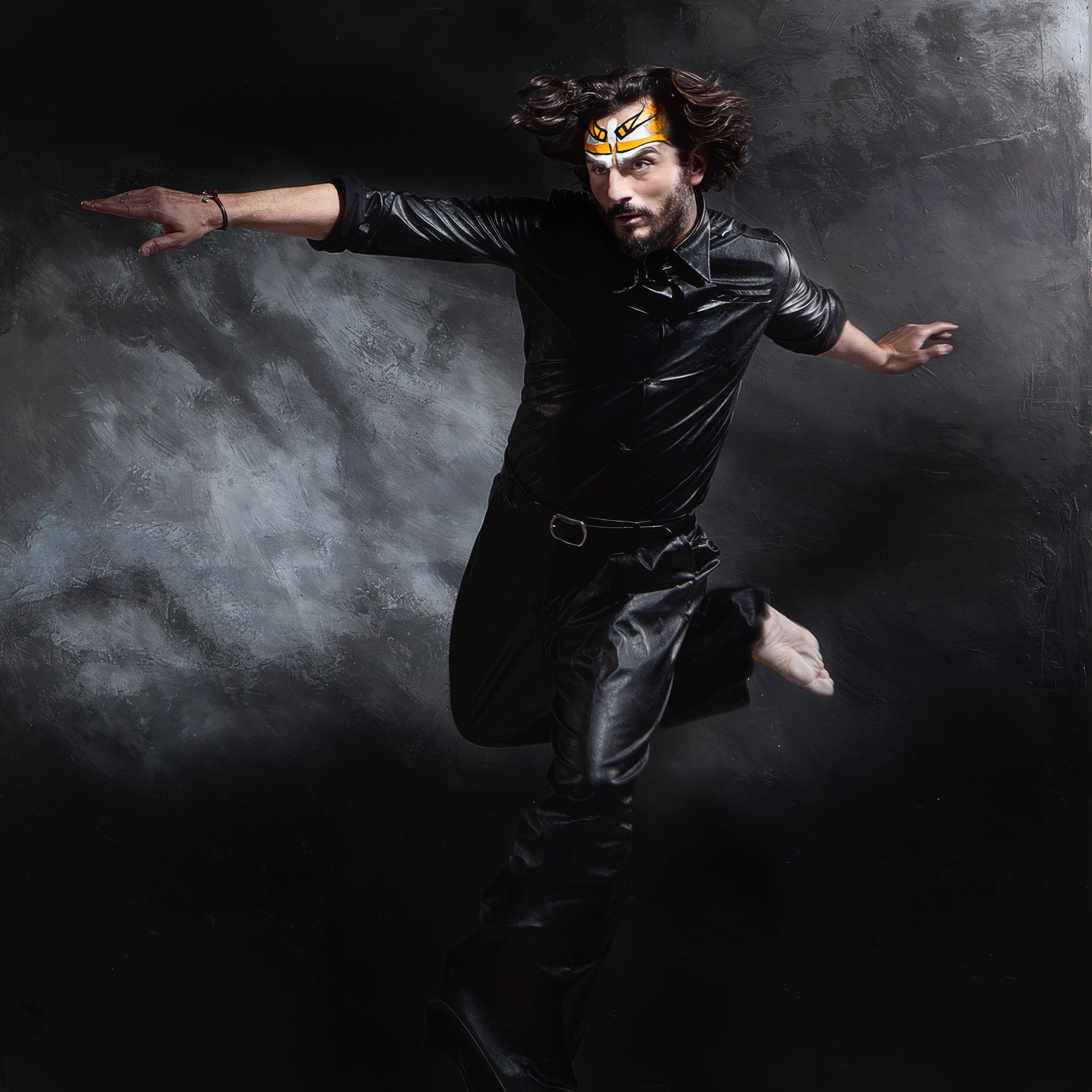 Vestuario de Ana Locking para el grupo Mastodonte de Asier Etxeandia y Enrico Barbaro