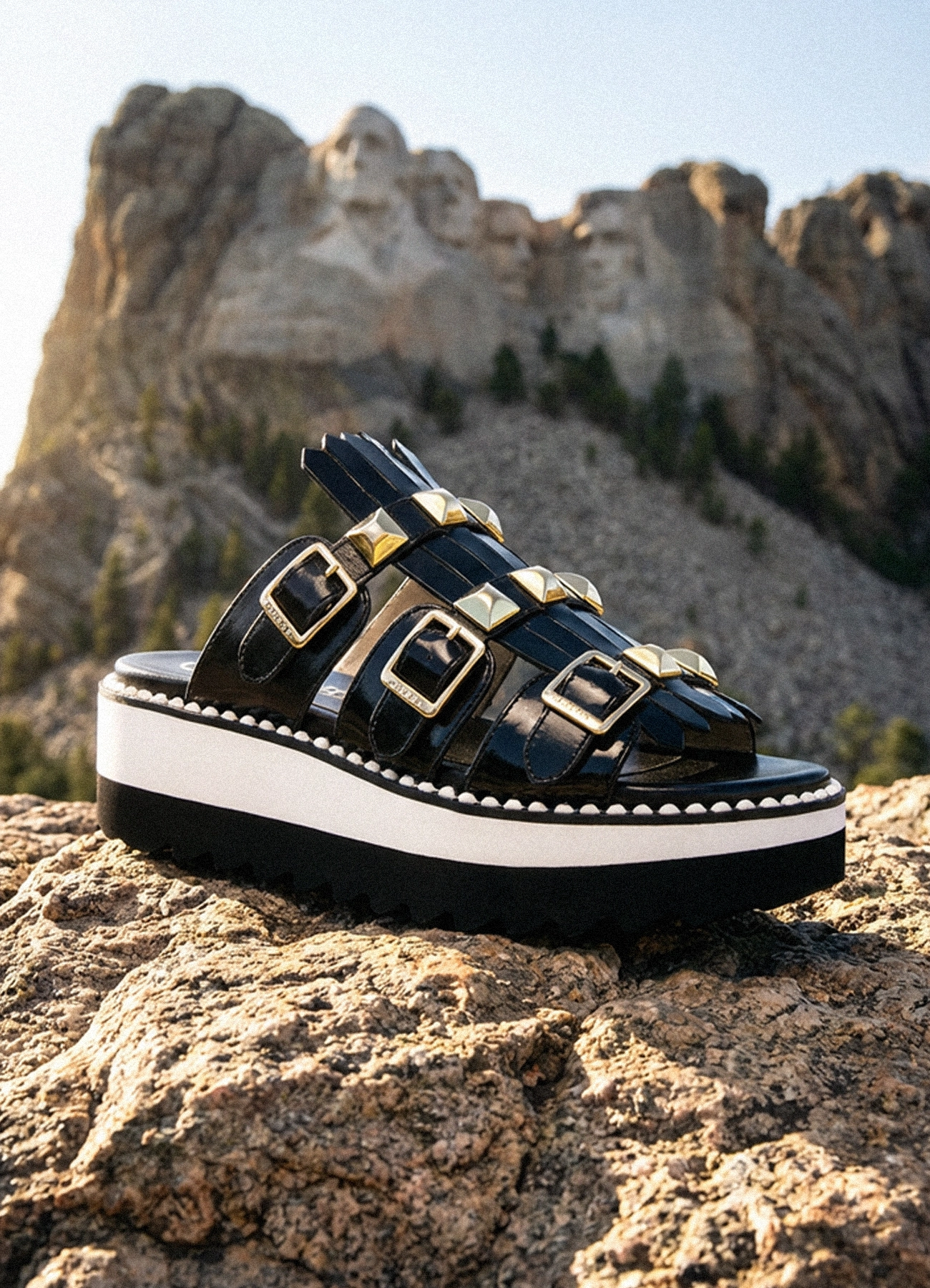 Publicidad de la colección de zapatos de 