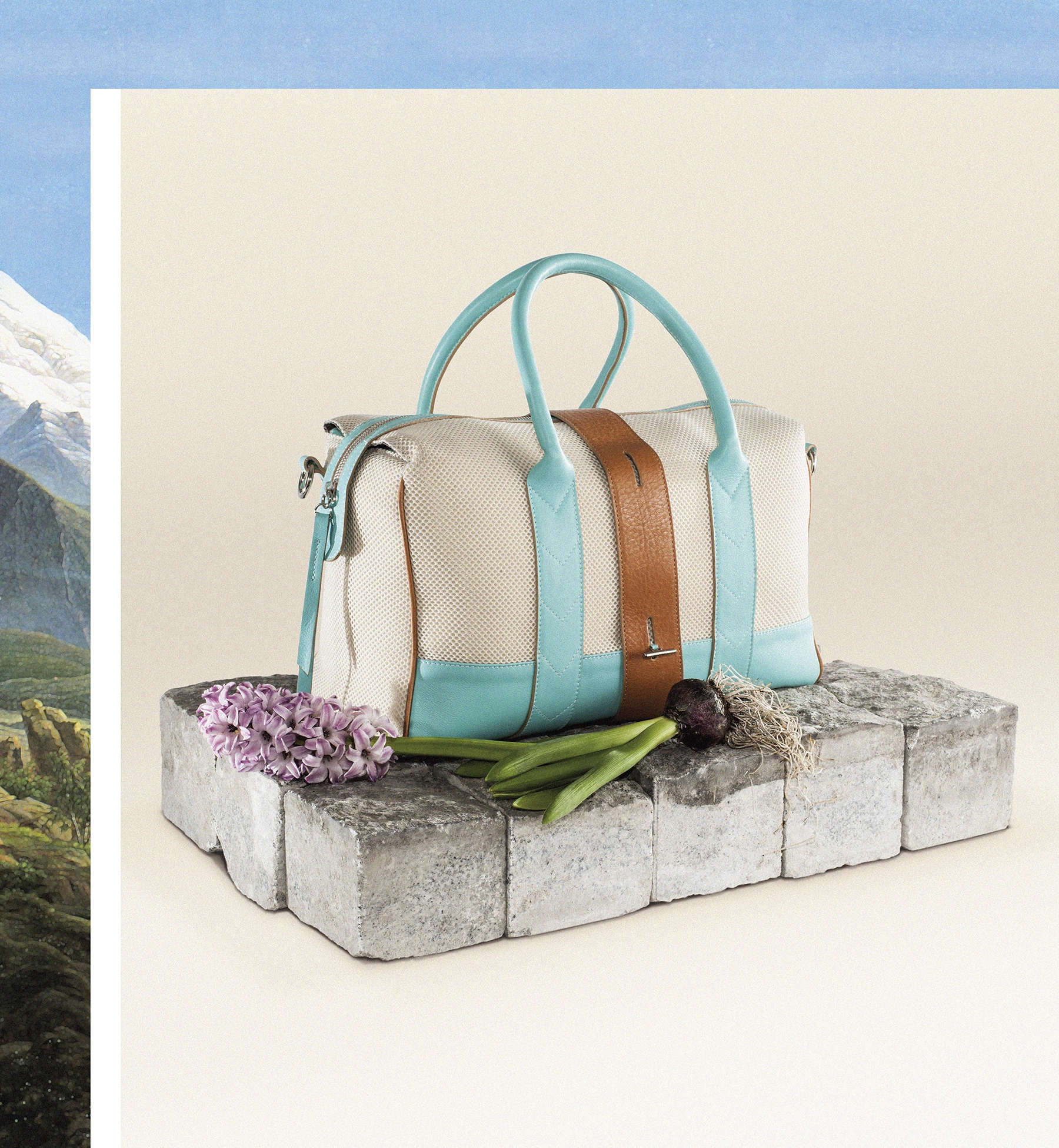 Publicidad de la colección de calzado y bolsos 