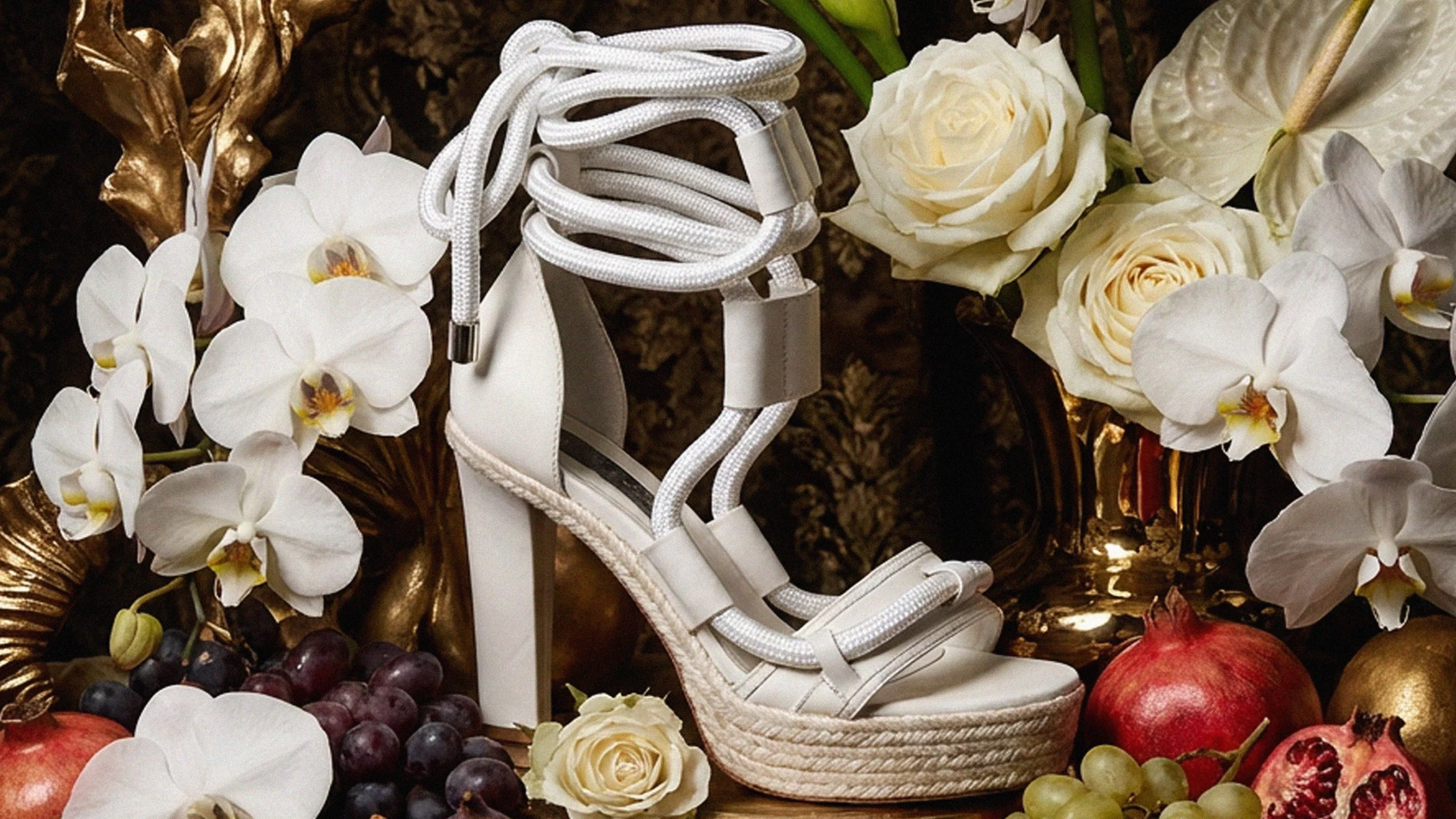 Publicidad de la colección de zapatos 